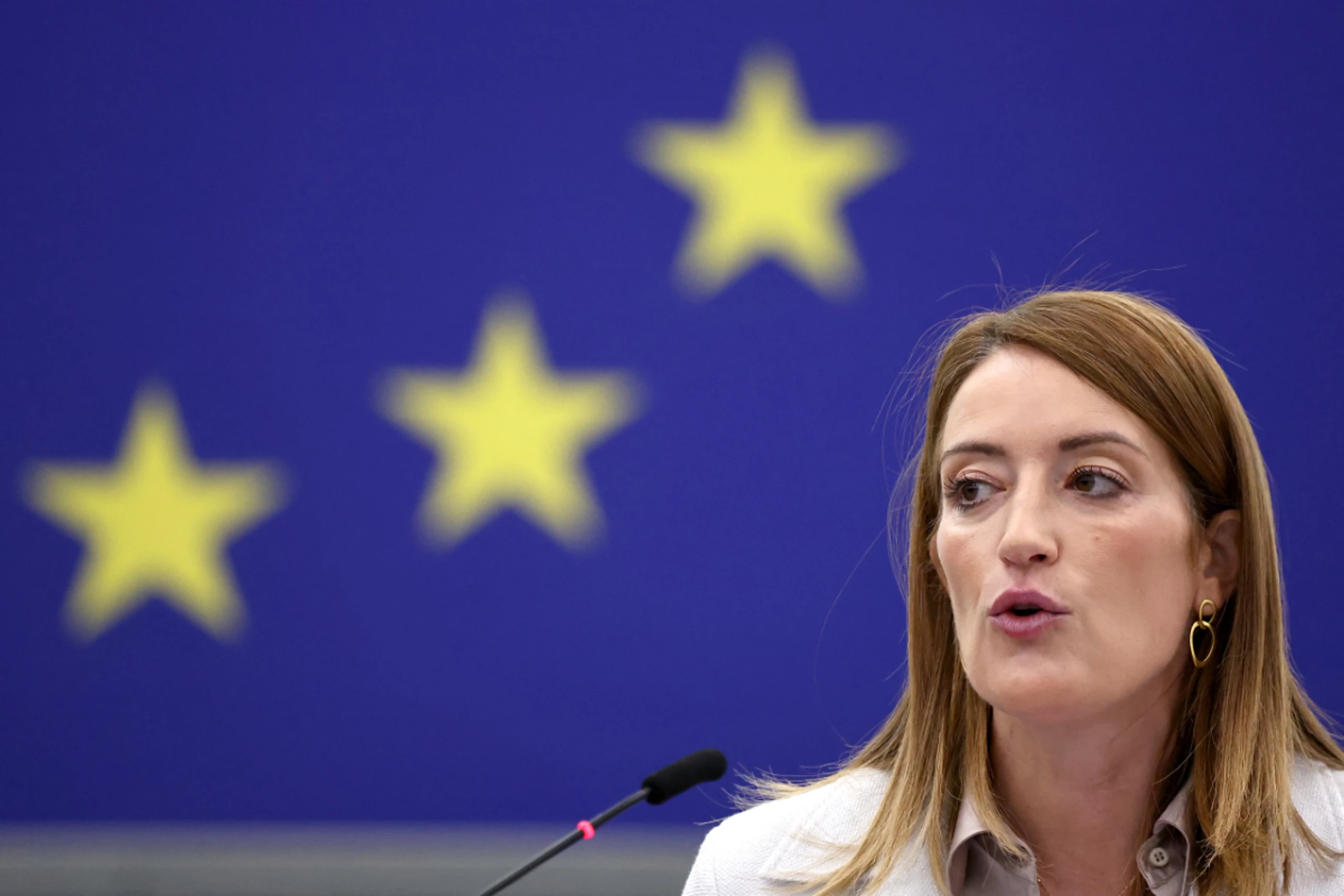 Parlamentspräsidentin Metsola leistete die finale Unterschrift