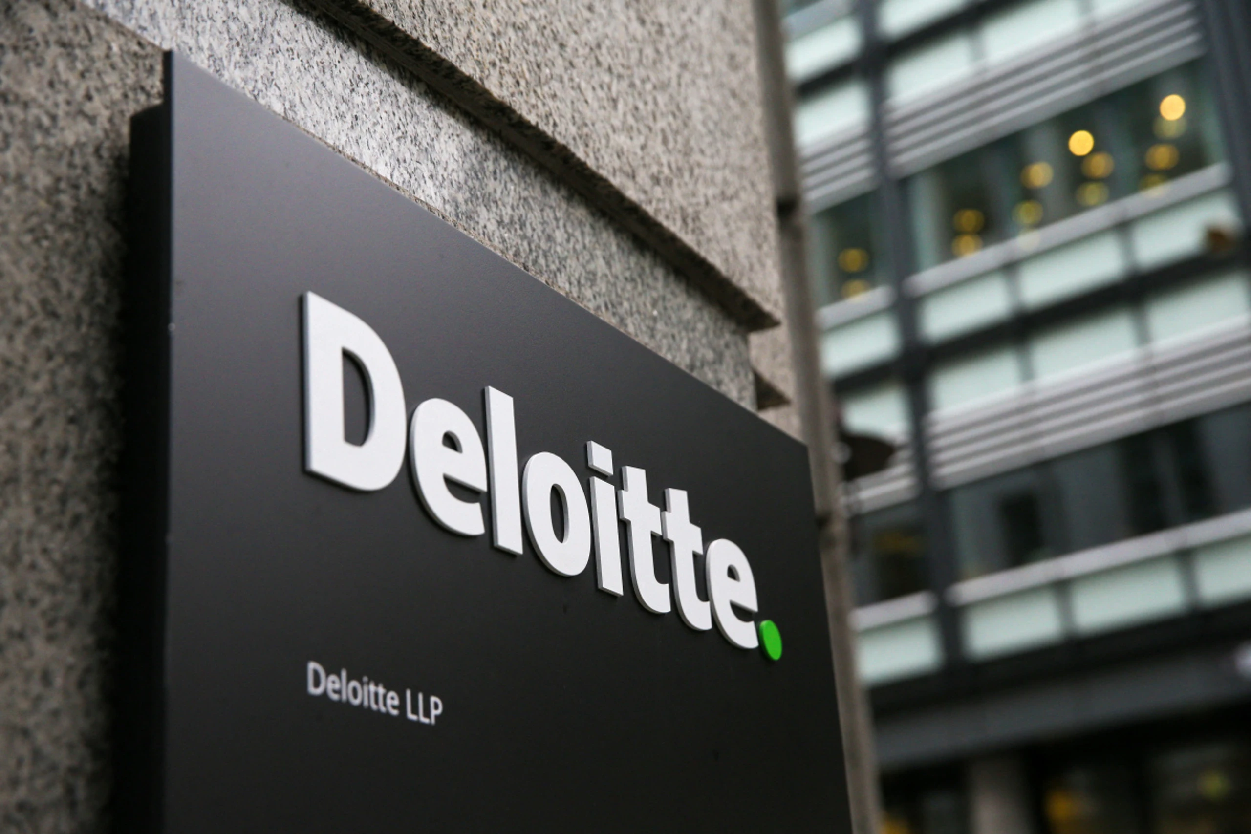 Laut Studie von Deloitte und Industrieverband