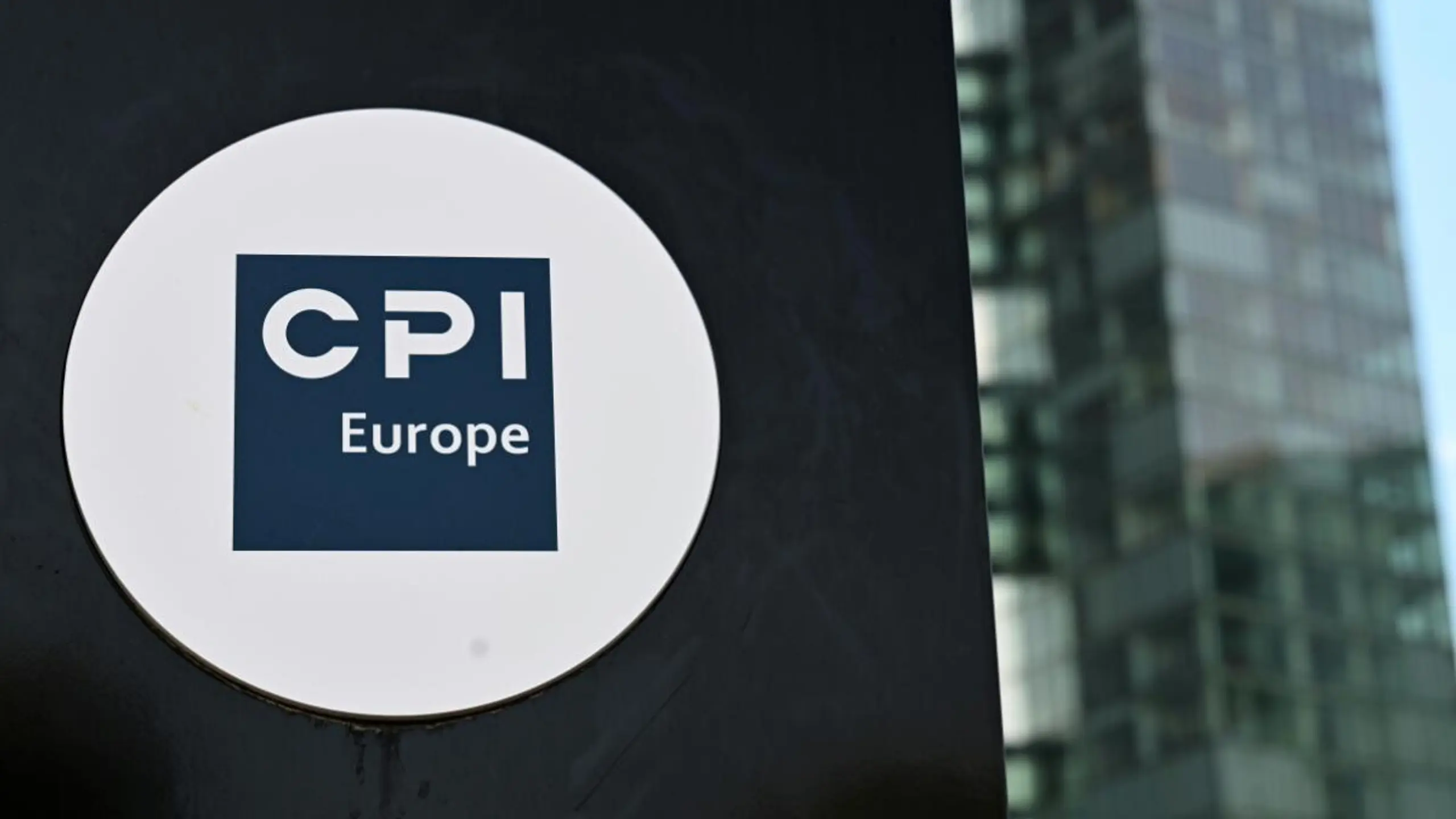 Eigenkapitalquote von 47,8 Prozent a- Liquiden Mittel 654,7 Mio. Euro