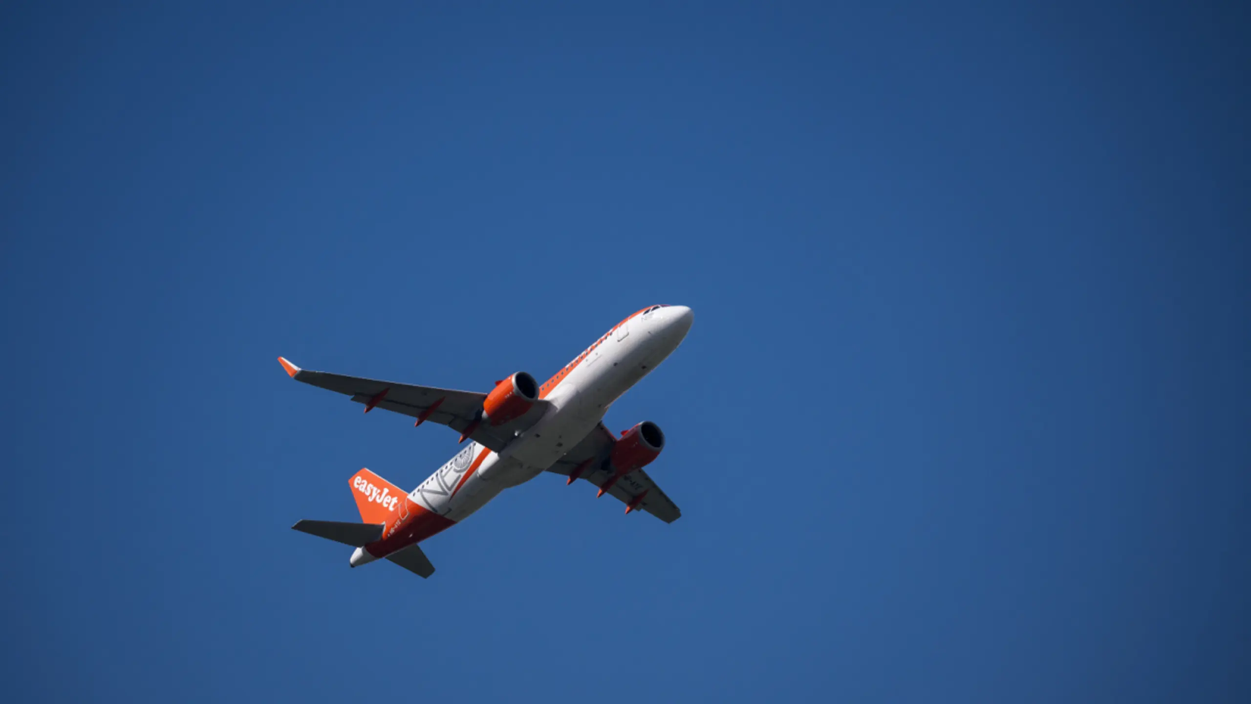 Einige Flieger dürfen bei schlechten Witterungsbedingung nicht starten