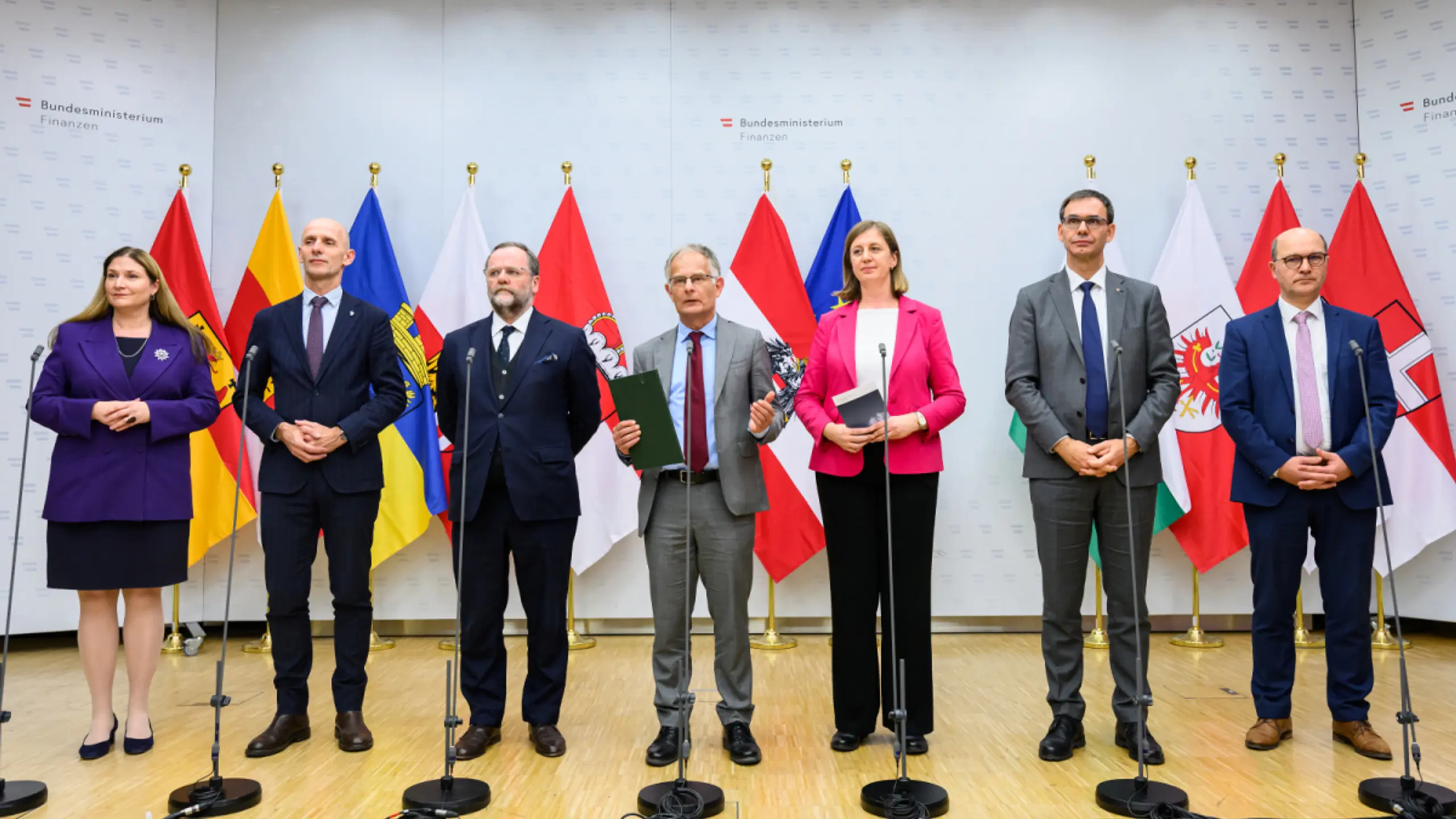 Geeint präsentierten sich Bund und Länder