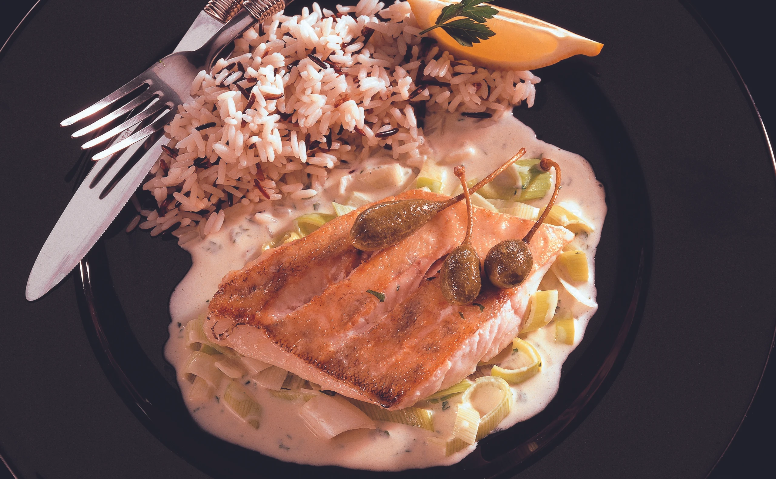 Zanderfilet mit Lauchsauce und Kapern