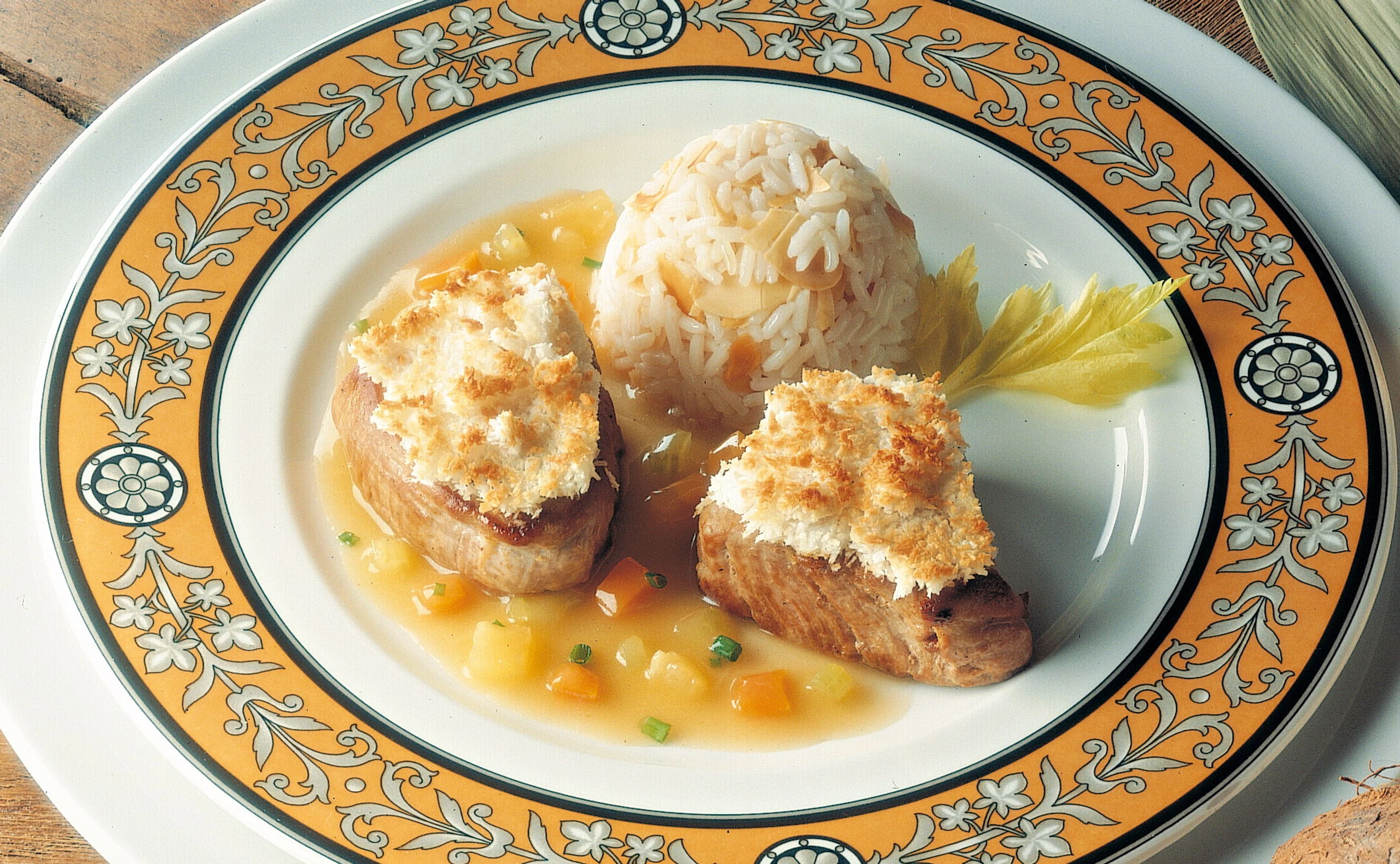 Schweinsmedaillons mit Kokos-Kruste