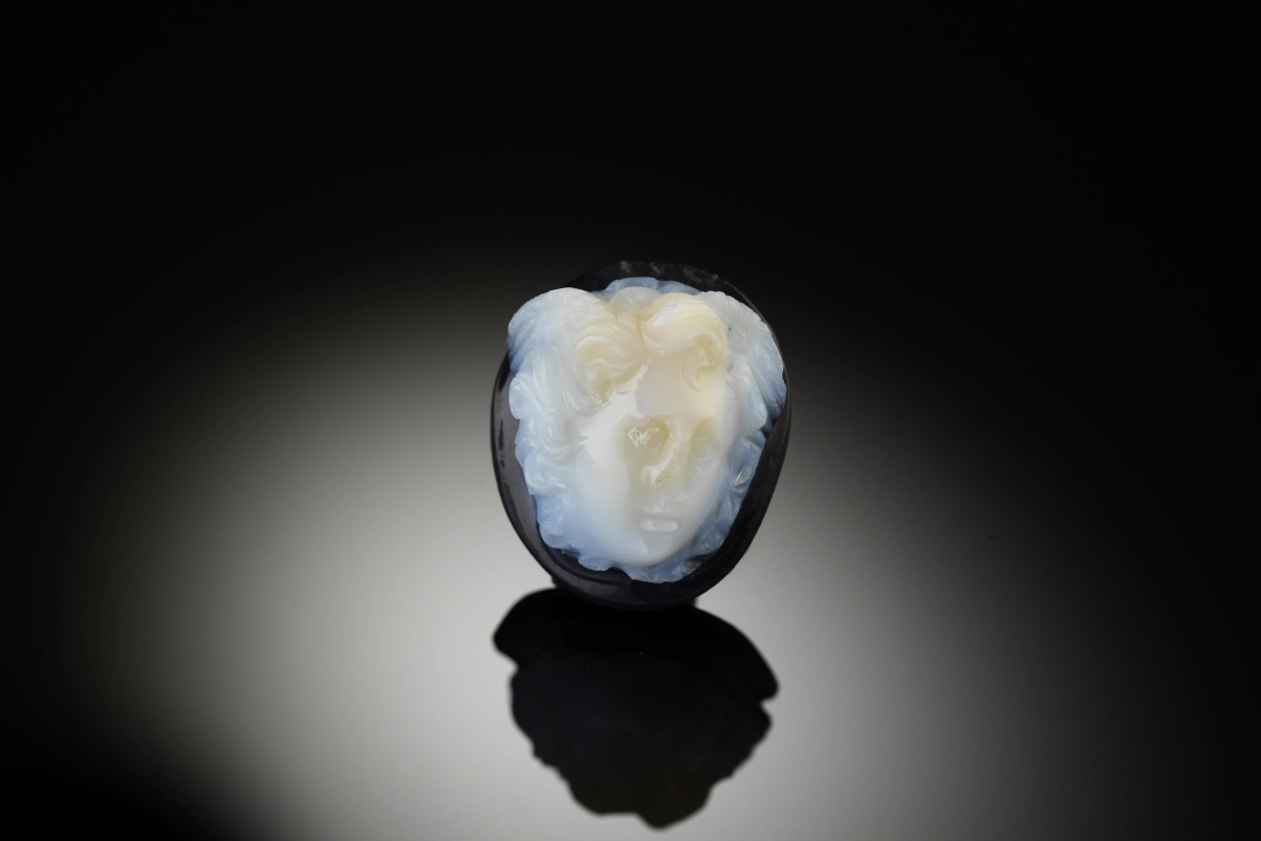 ++ HANDOUT ++ Die "Medusa von Hallstatt"