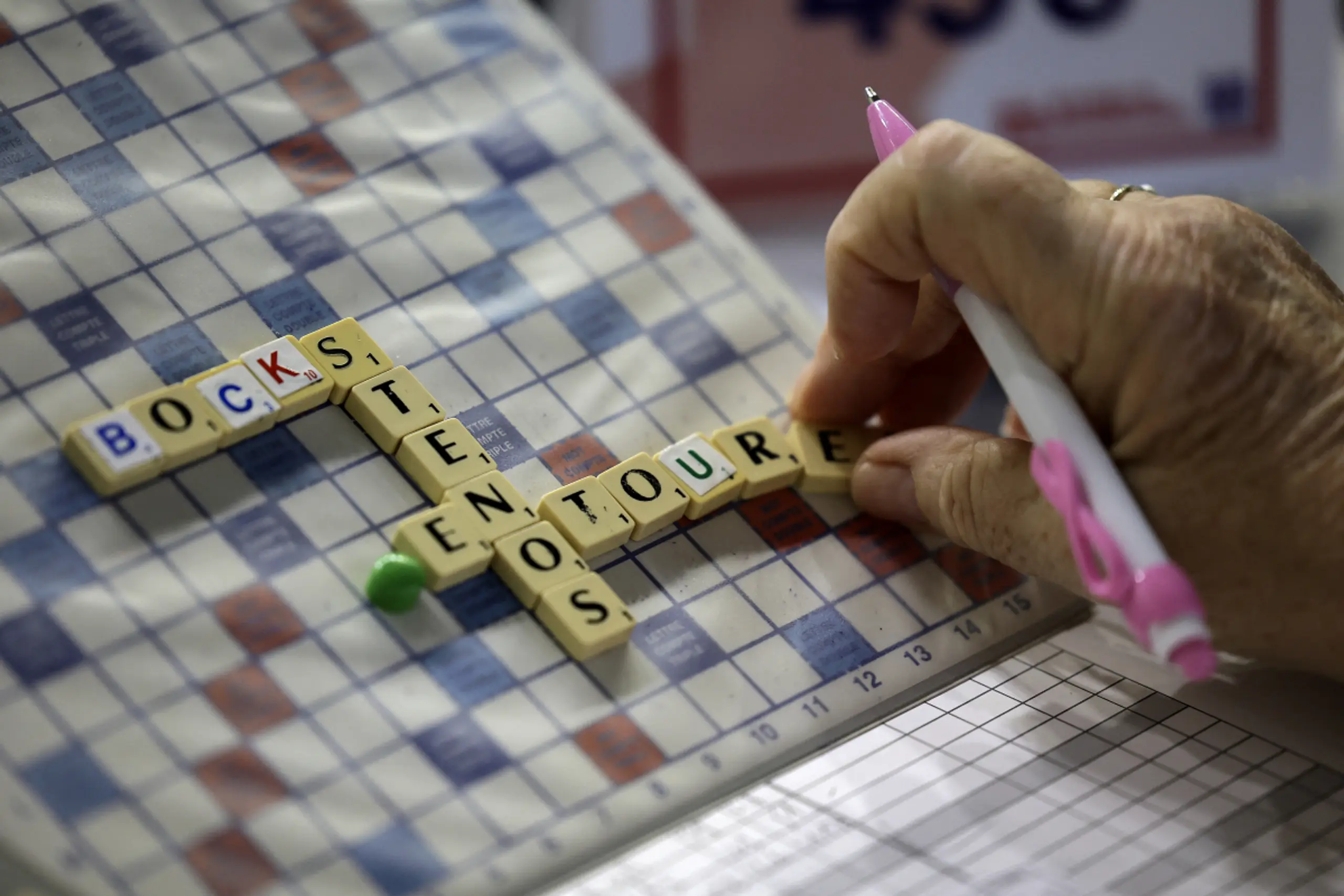 Die Forschenden setzten wie bei Scrabble Wörter zusammen
