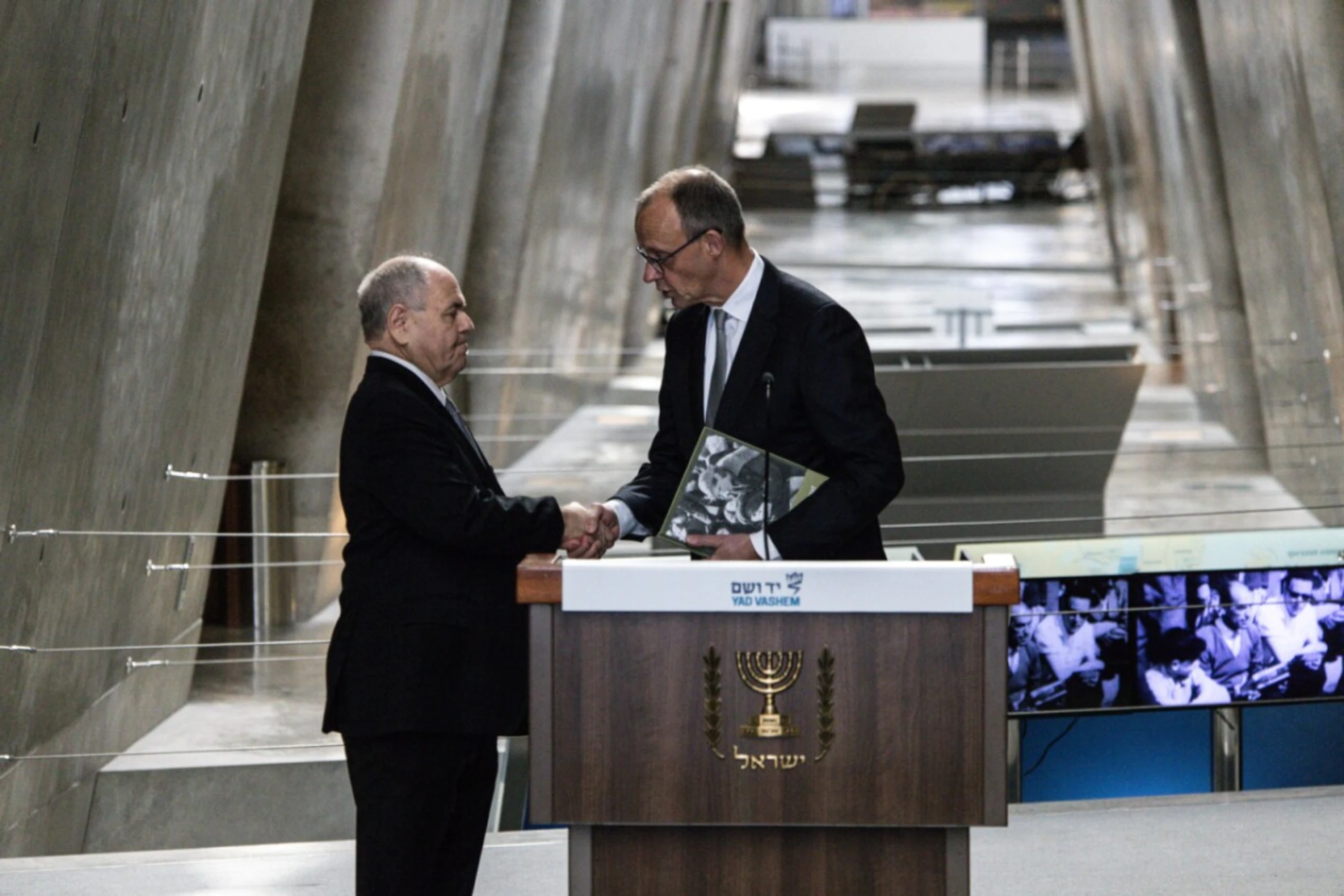 Merz wird in Jerusalem begrüßt