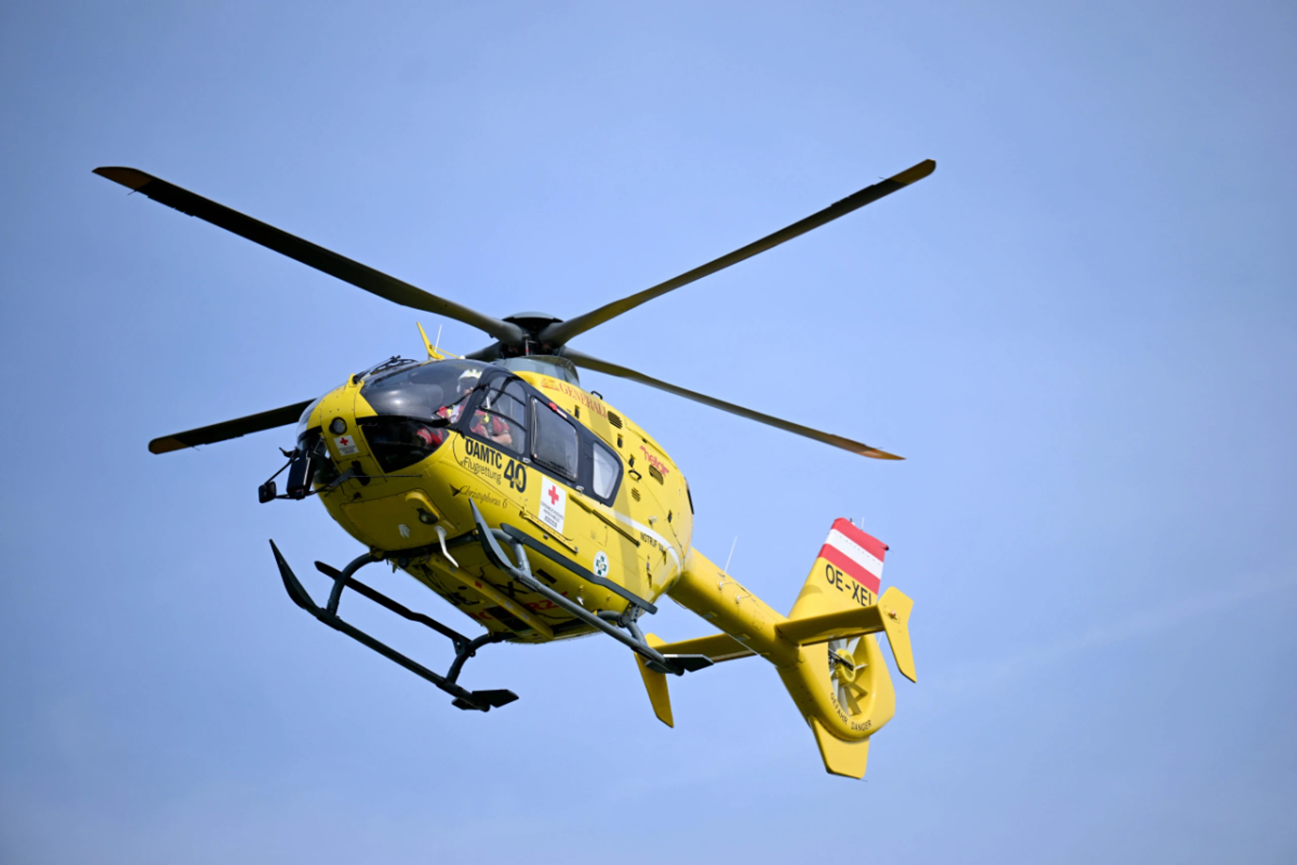 Der 16-Jährige wurde mit dem Hubschrauber ins Krankenhaus geflogen