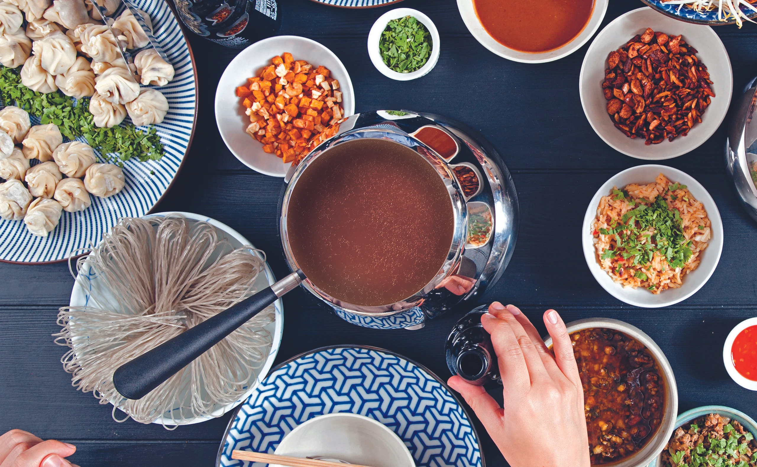 Hühnersuppe mit Erdnuss-Kokosmilch