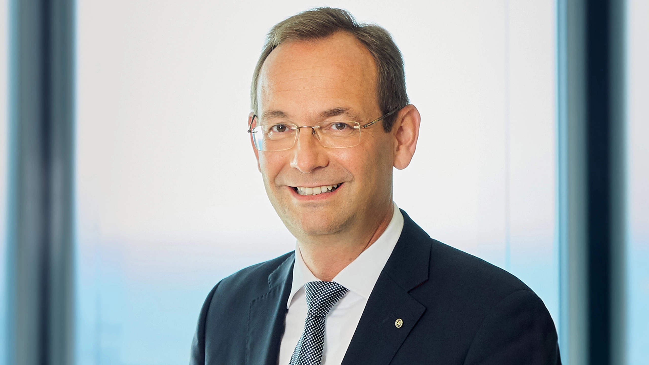 Mittelständische Unternehmen für 2026 etwas optimistischer