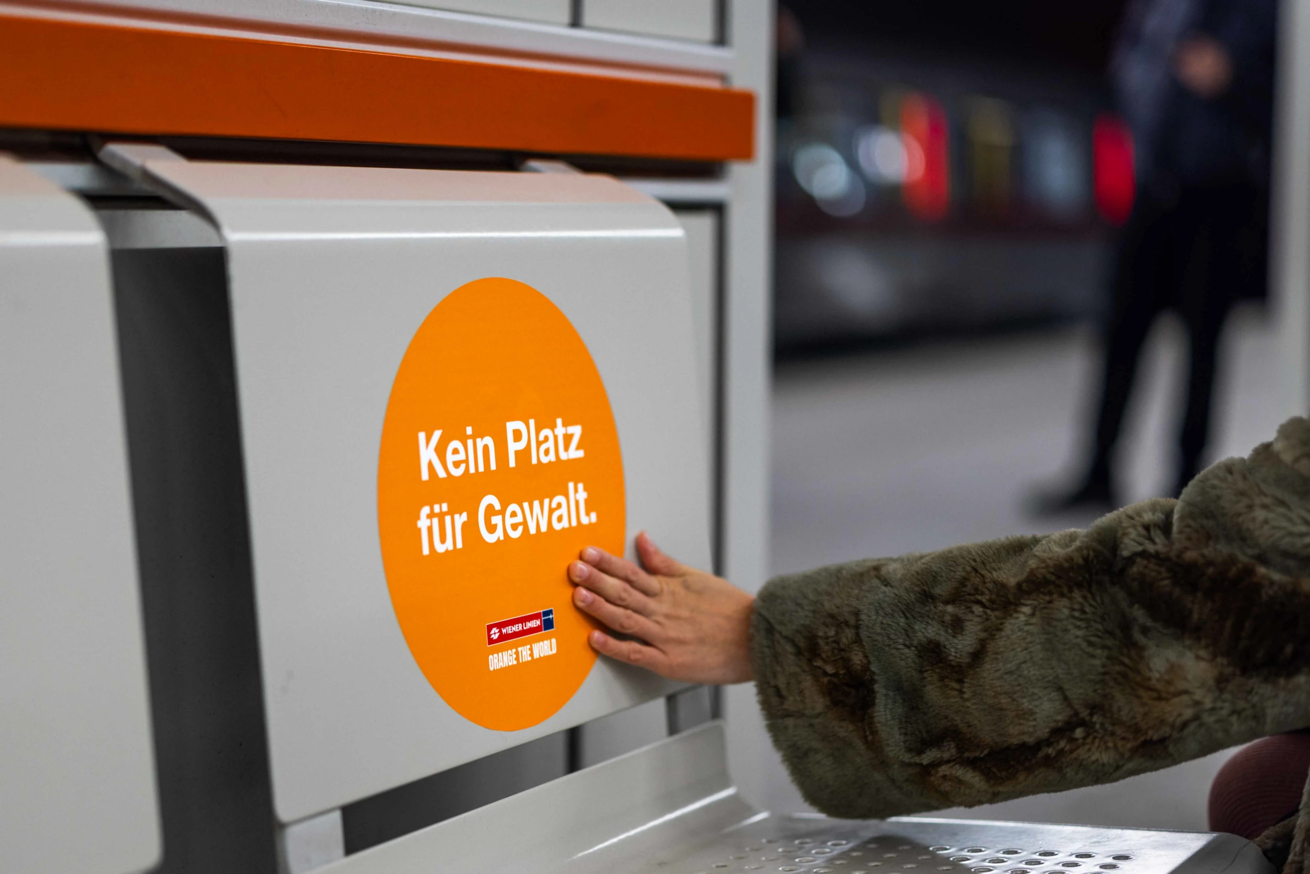 „Endstation für Gewalt“: Wiener Linien setzen dauerhaftes Zeichen in der U-Bahn