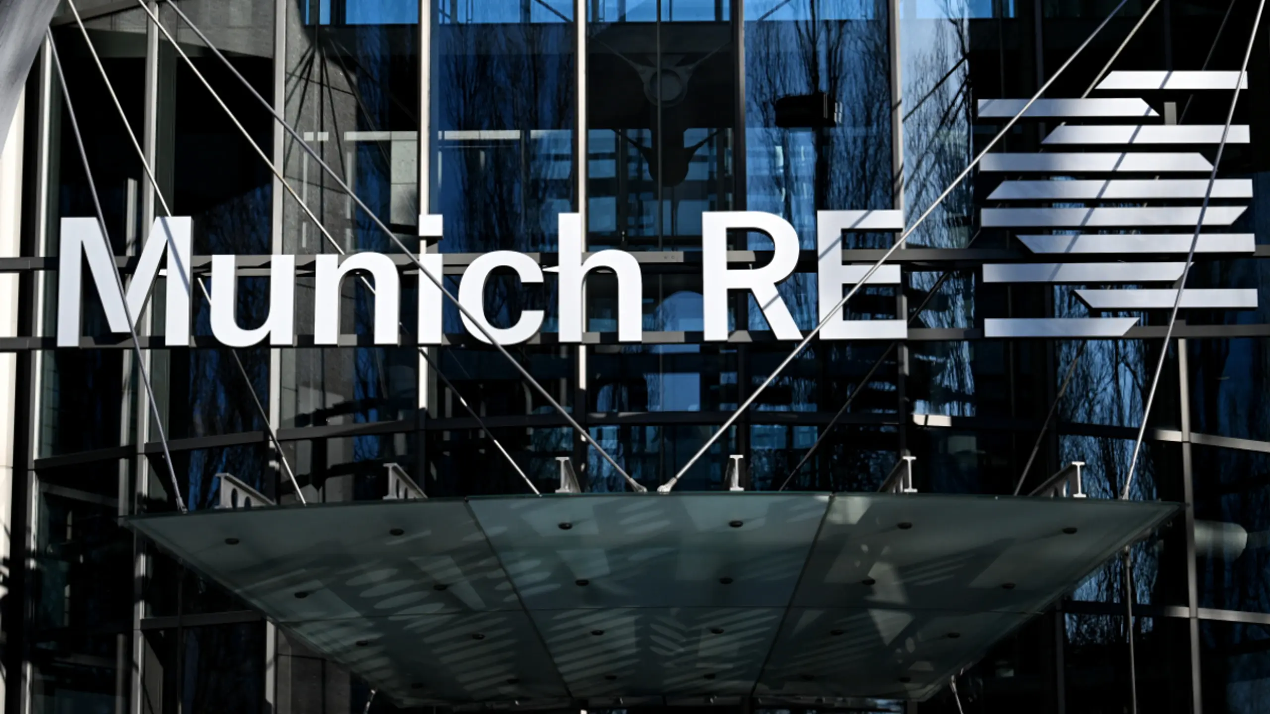 © APA/APA/AFP/CHRISTOF STACHE Versicherer peilt für 2026 Nettoergebnis von 6,3 Mrd. Euro an