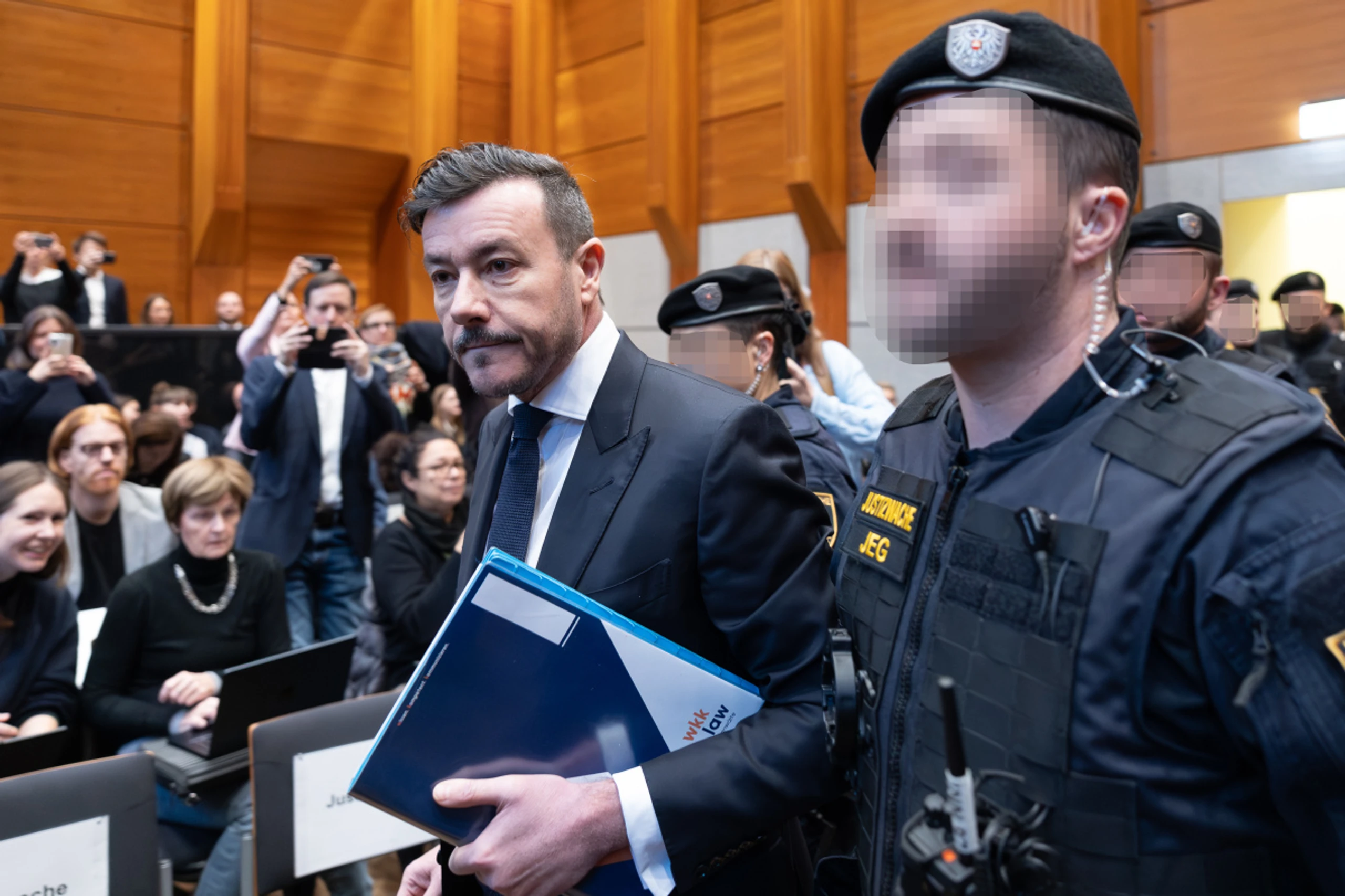 Benko und seine Frau mussten vor Gericht erscheinen