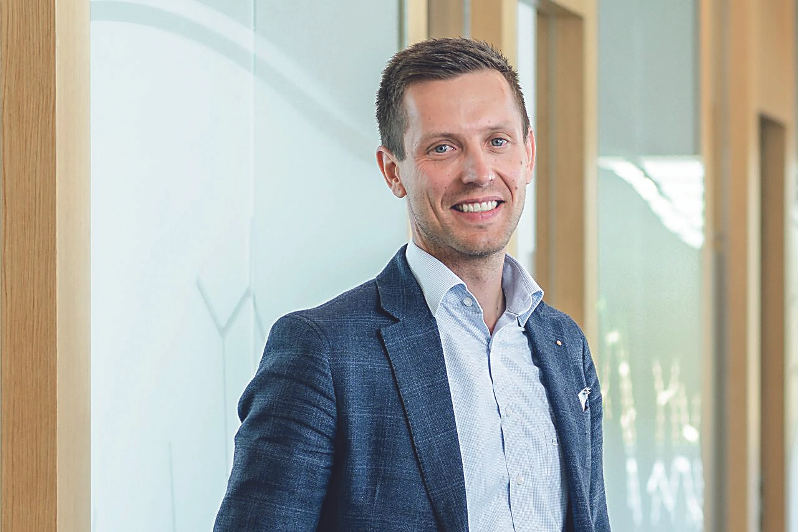 © Rene Knabl Blurred image background