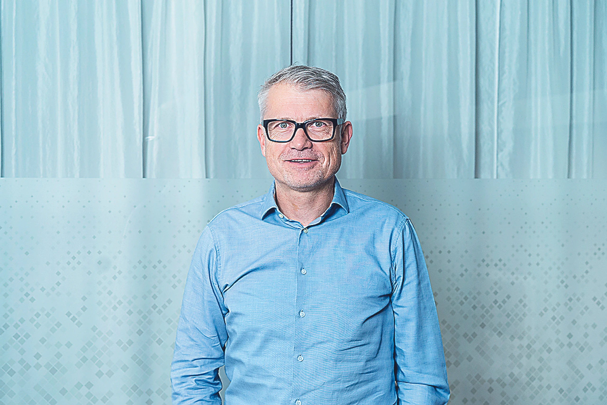 © Beigestellt Blurred image background