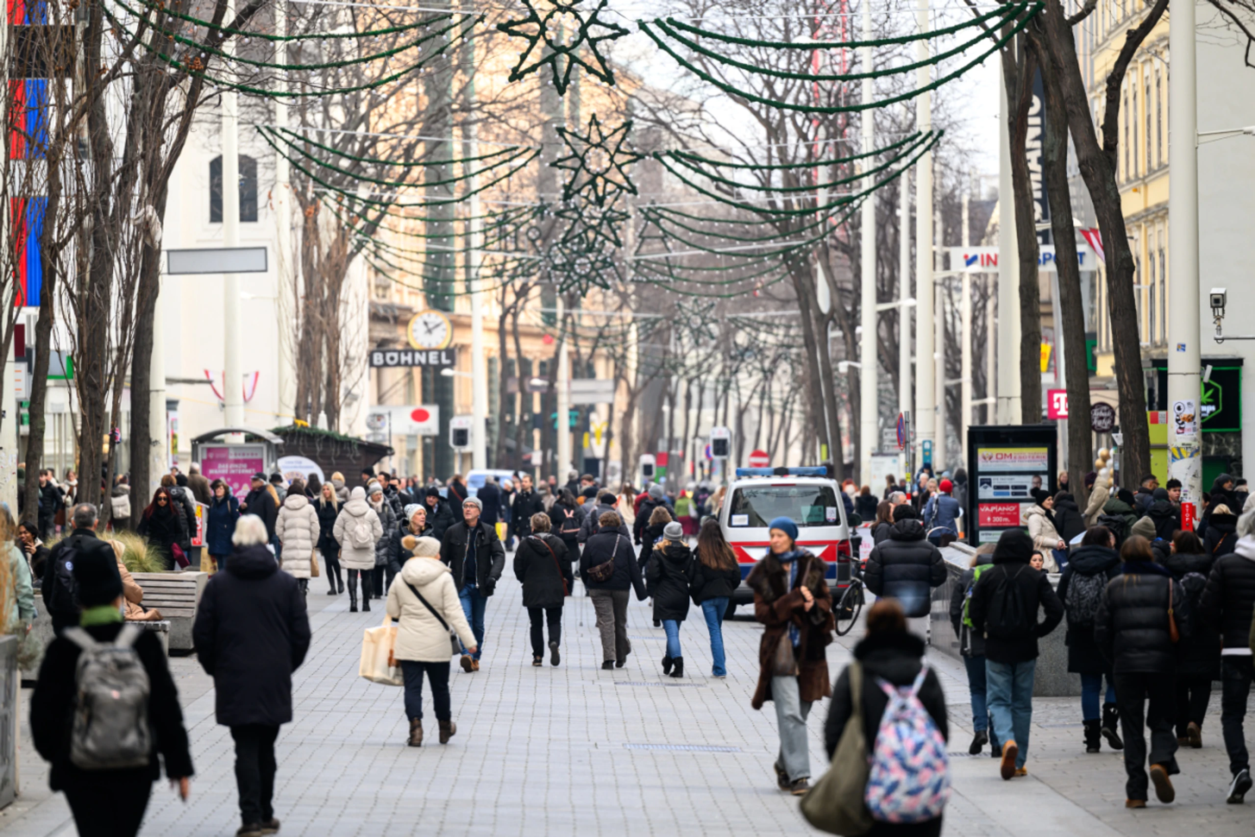 Weihnachtsbedingter Mehrumsatz von nominell 1,19 Mrd. Euro erwartet