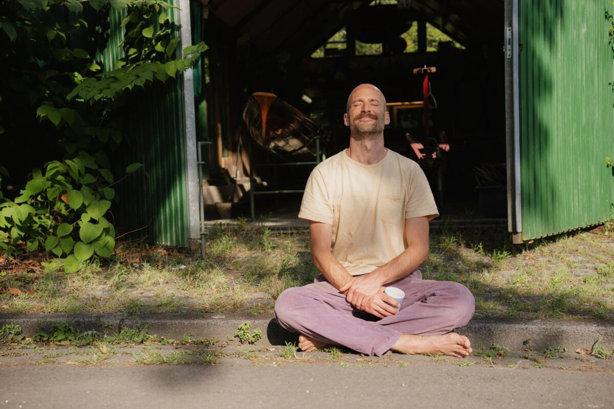 Bei der Meditation konzentriert man sich auf den gegenwärtigen Moment