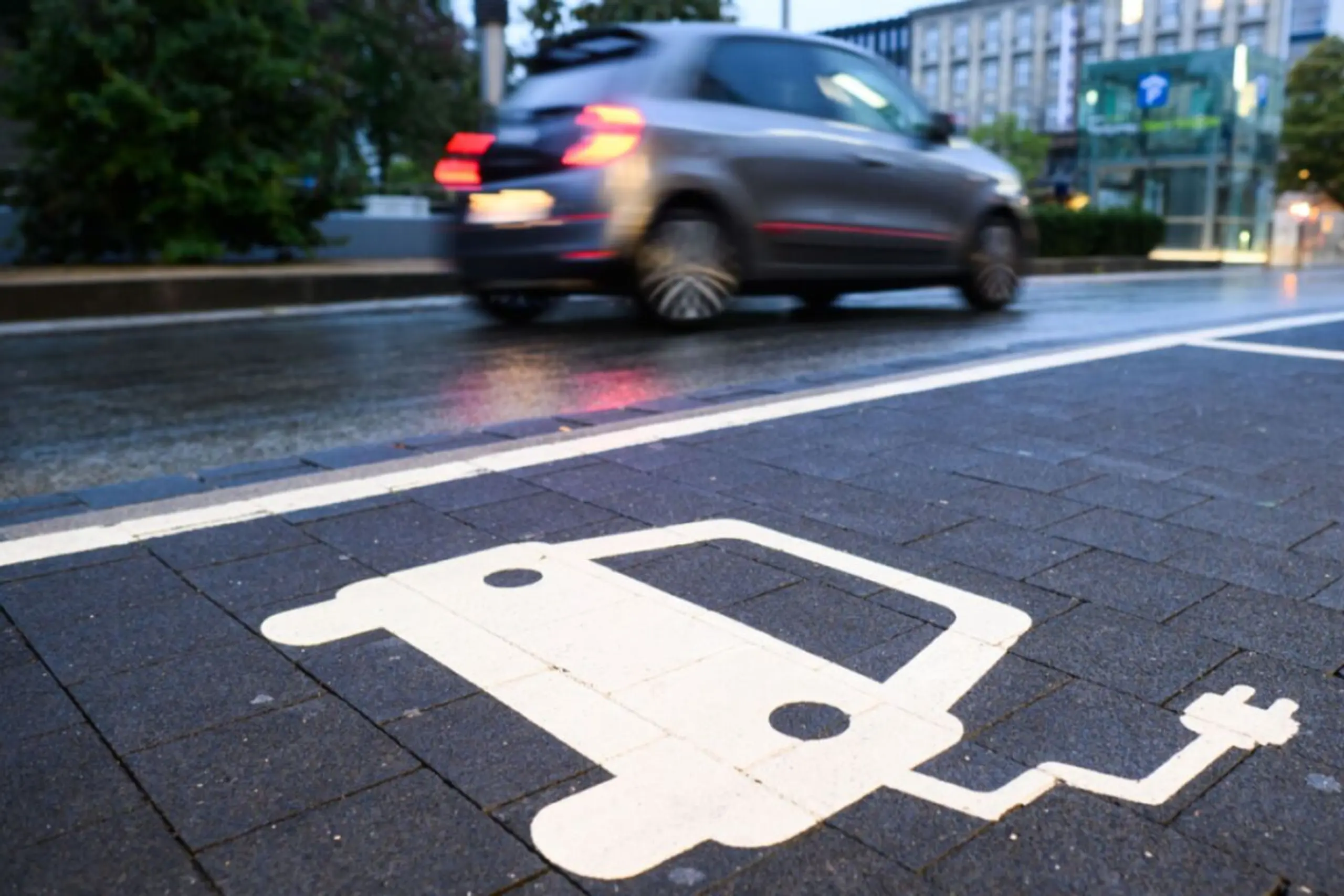 ++ ARCHIVBILD ++ Die EU steht vorm Aus des Verbrenner-Aus