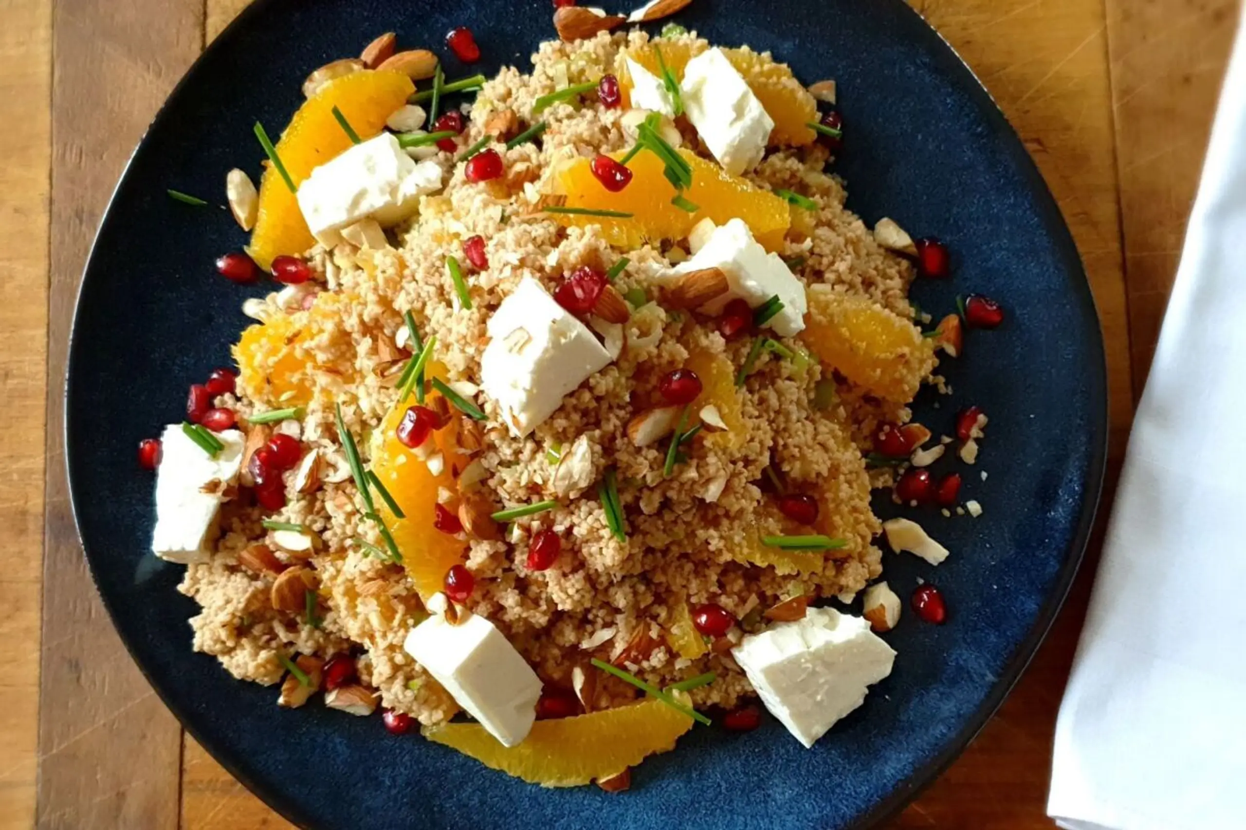Extraportion Vitamine: Winter-Taboulé aus Couscous-Salat und Orangen