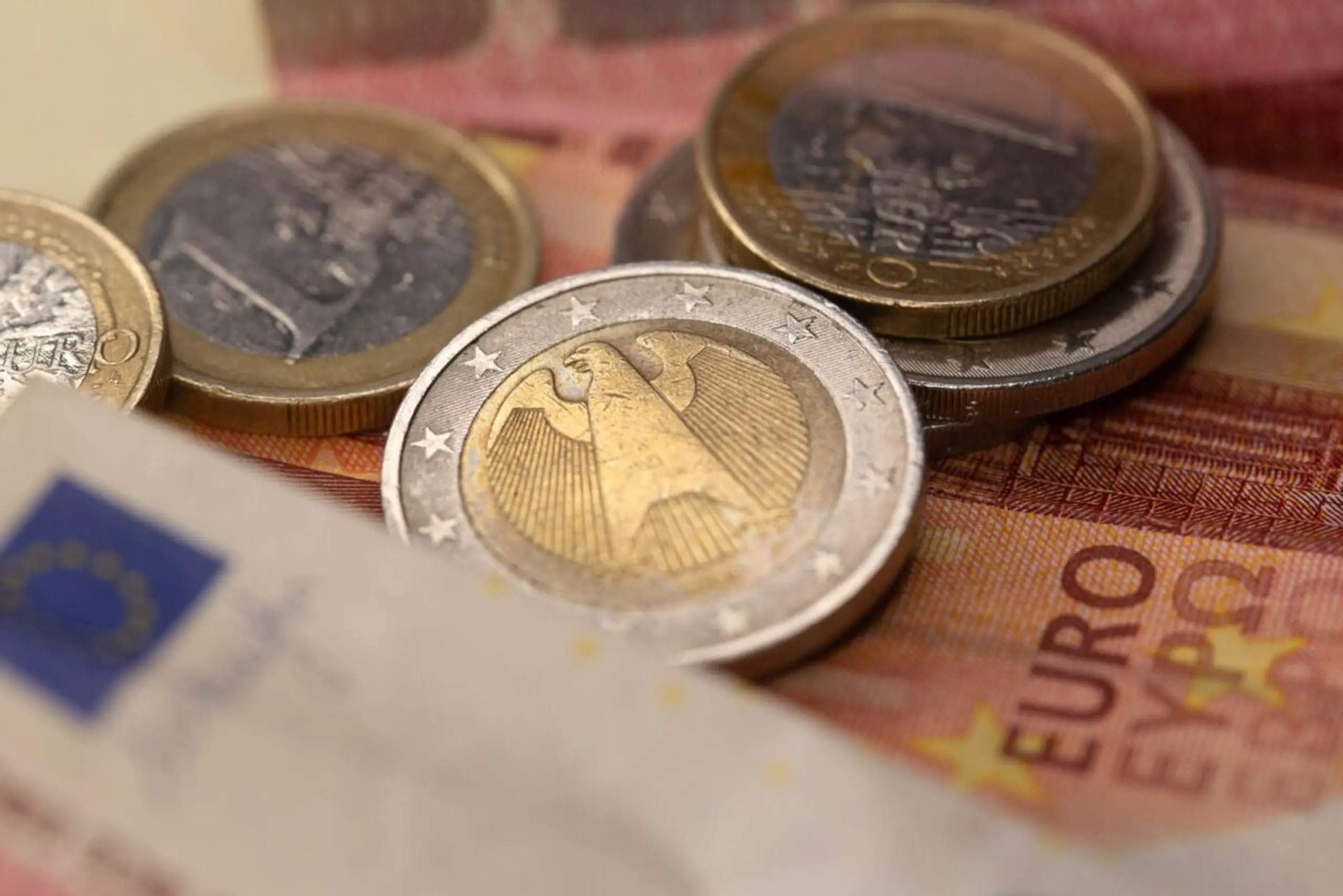 2024 und 2025 wurde Freibetrag von zuvor 86 auf 200 Euro angehoben