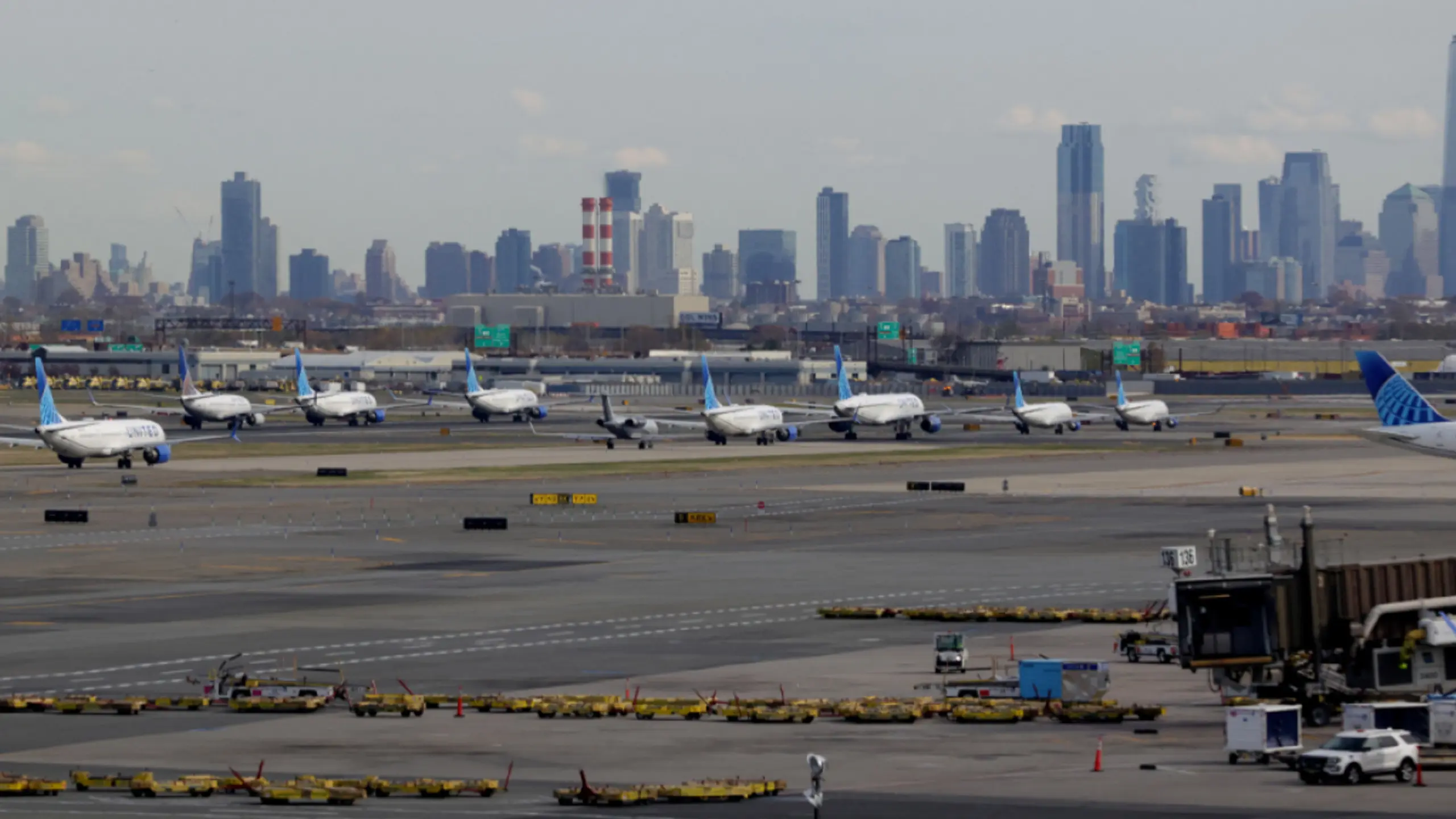 © APA/APA/AFP/TIMOTHY A. CLARY Einkaufsmanagerindex von S&P Global fiel im Dezember um 1,2 Punkte auf 53,0 Zähler