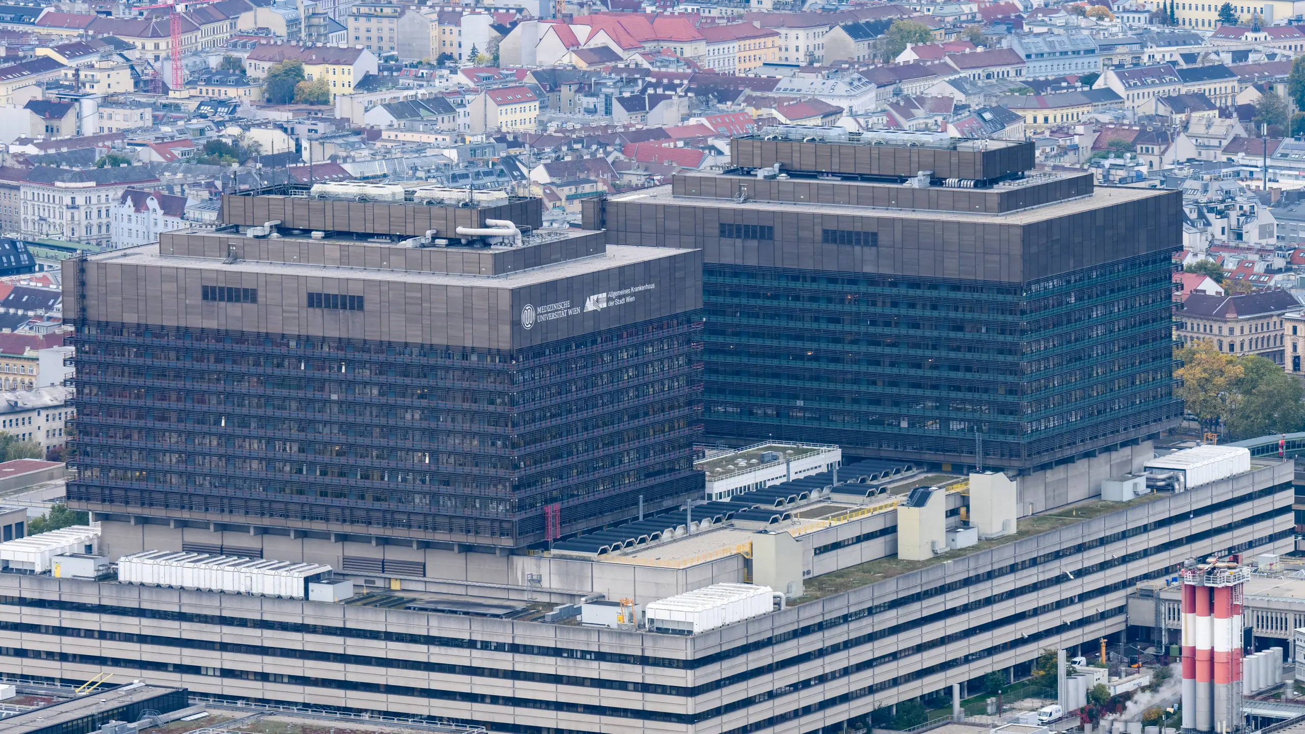 © APA/MAX SLOVENCIK Luftaufnahme des AKH in Wien