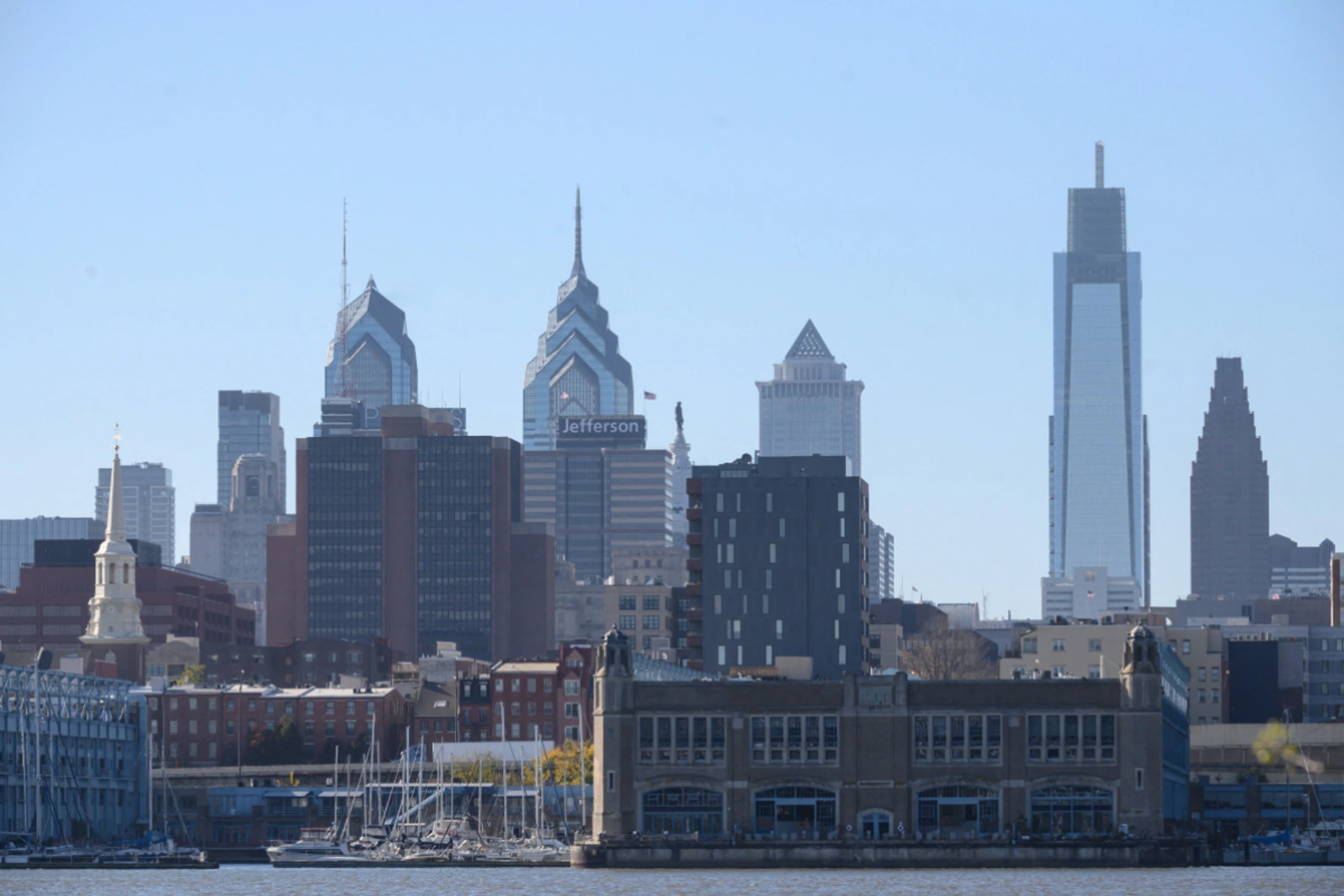 Industrie-Indikator der Notenbank in Philadelphia fiel um 9 auf minus 10,2 Punkte