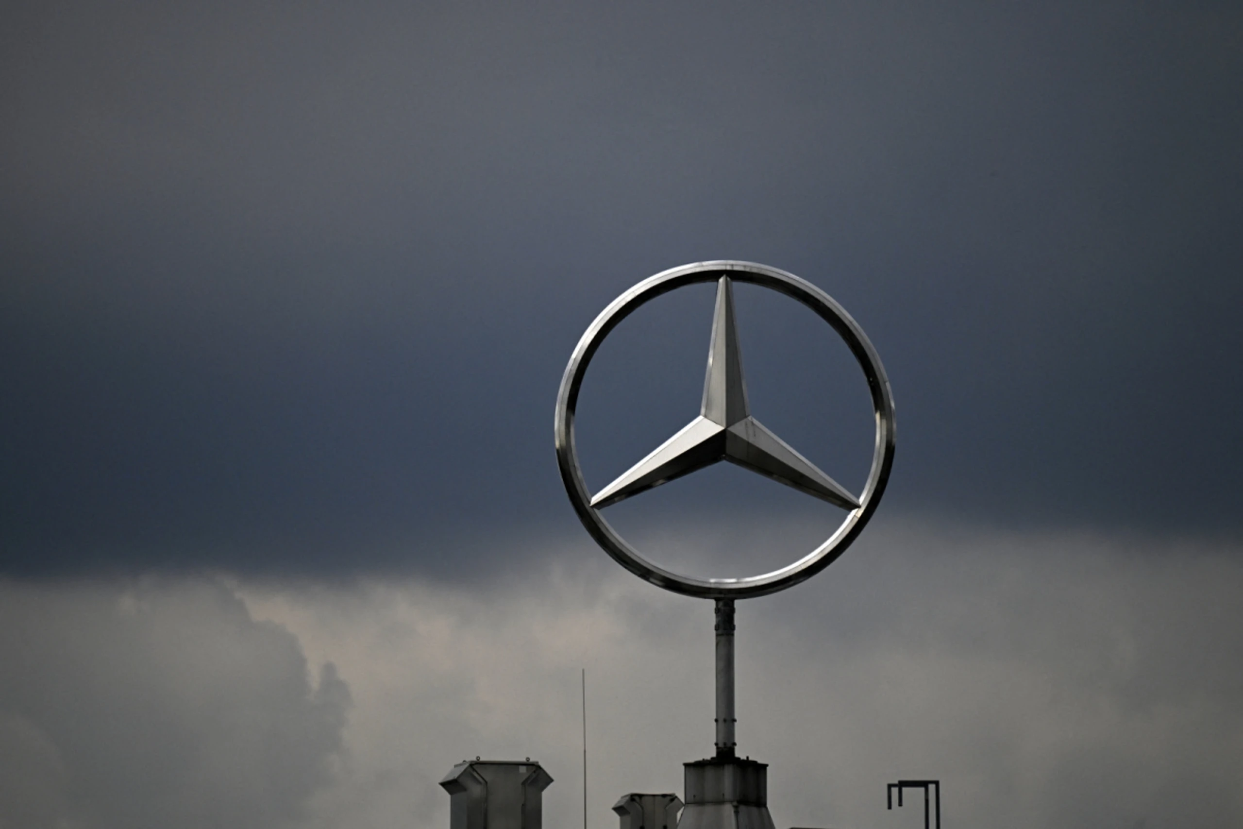 Deutscher Autobauer zahlt mehr als 102 Millionen Euro