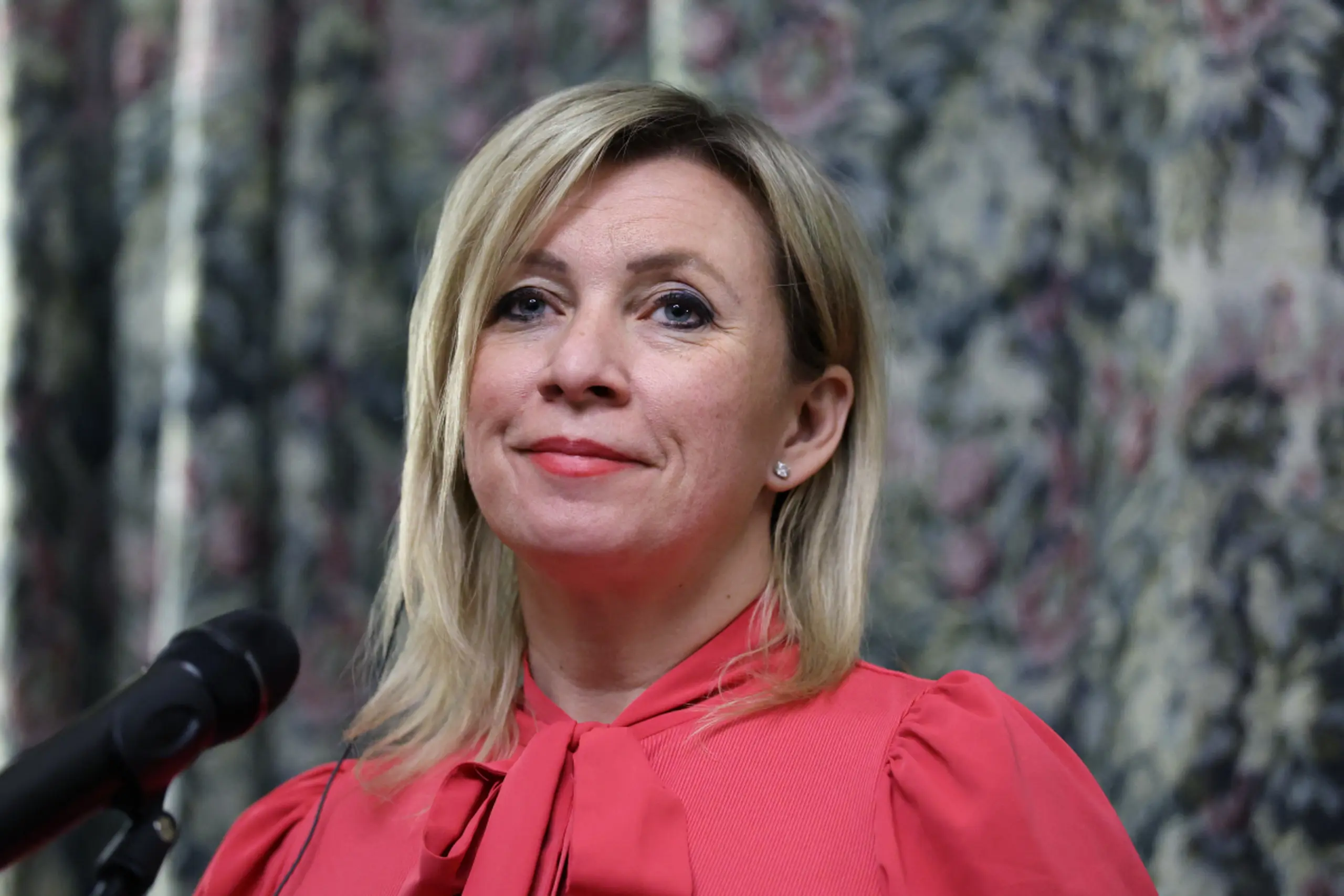 Sacharowa kritisiert Gesprächsbeteiligung der Europäer