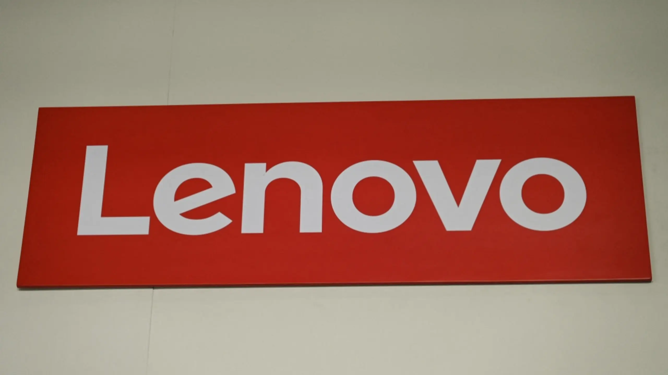 © APA/APA/AFP/PEDRO PARDO Lenovo dreht an der KI-Schraube