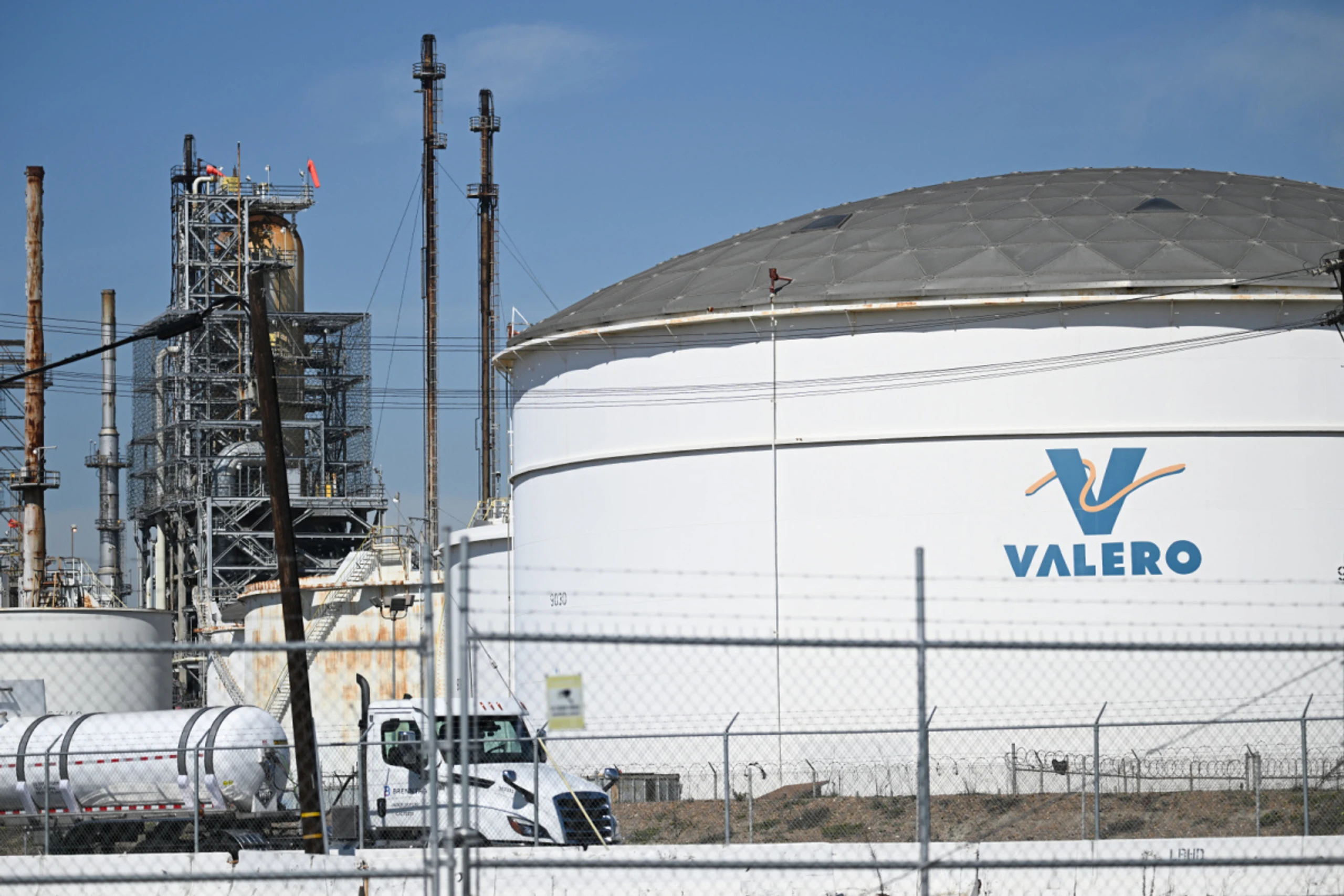 Um 3,8 Millionen Barrel gesunken