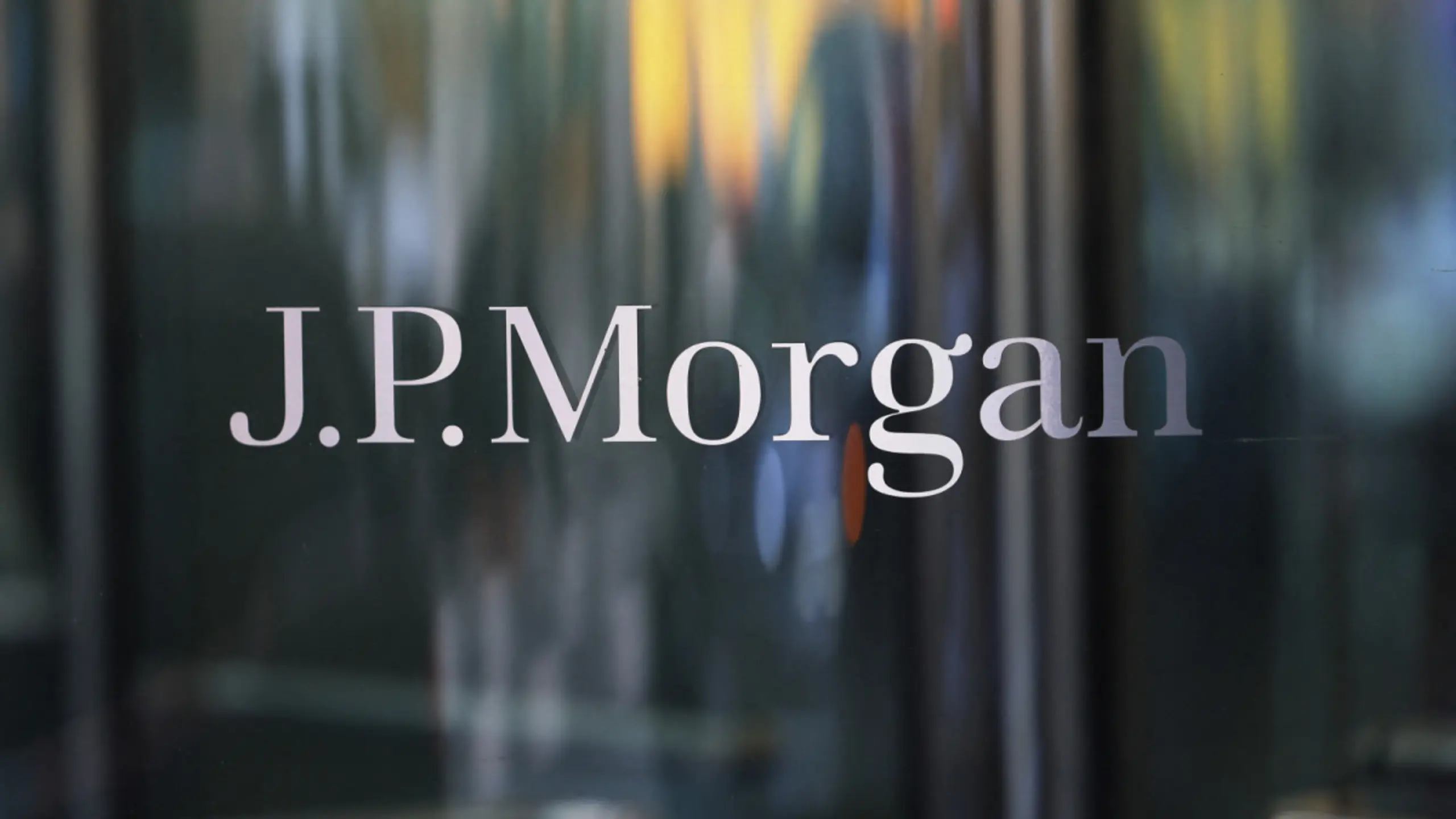 © APA/APA (AFP/GETTY)/MICHAEL M. SANTIAGO JP Morgan rechnet mit Zinserhöhung der Fed im dritten Quartal 2027