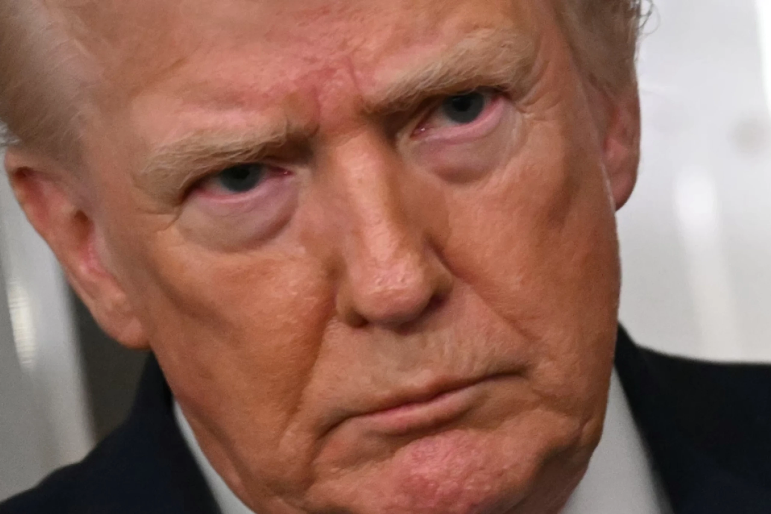 Luftangriffe "eine der vielen, vielen Optionen"l