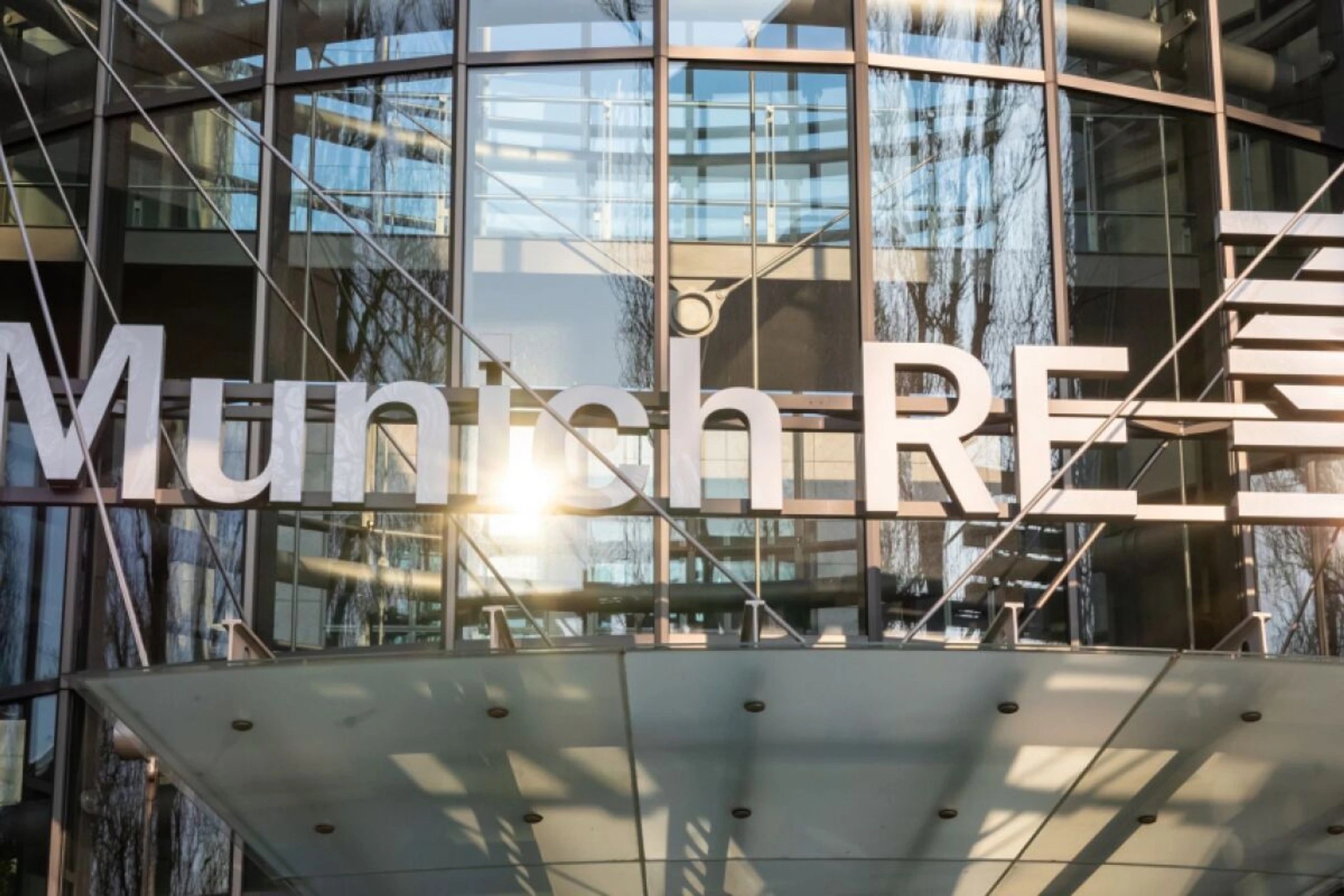 ++ ARCHIVBILD ++ Munich Re sieht ungewöhnlich glimpfliche Hurrikansaison