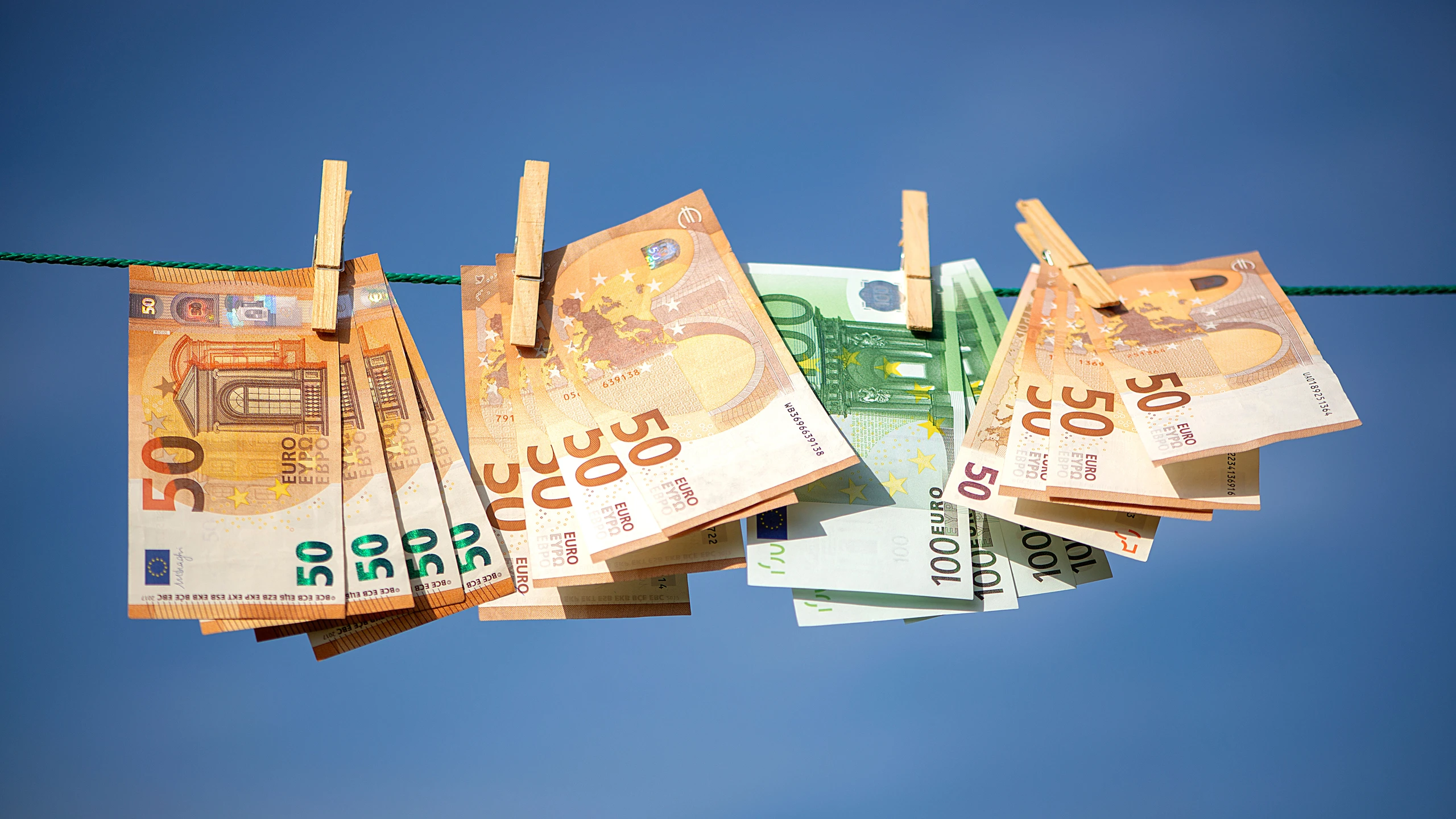 © Copyright (c) 2021 Zelma Brezinska/Shutterstock. No use without permission. Artikelbild