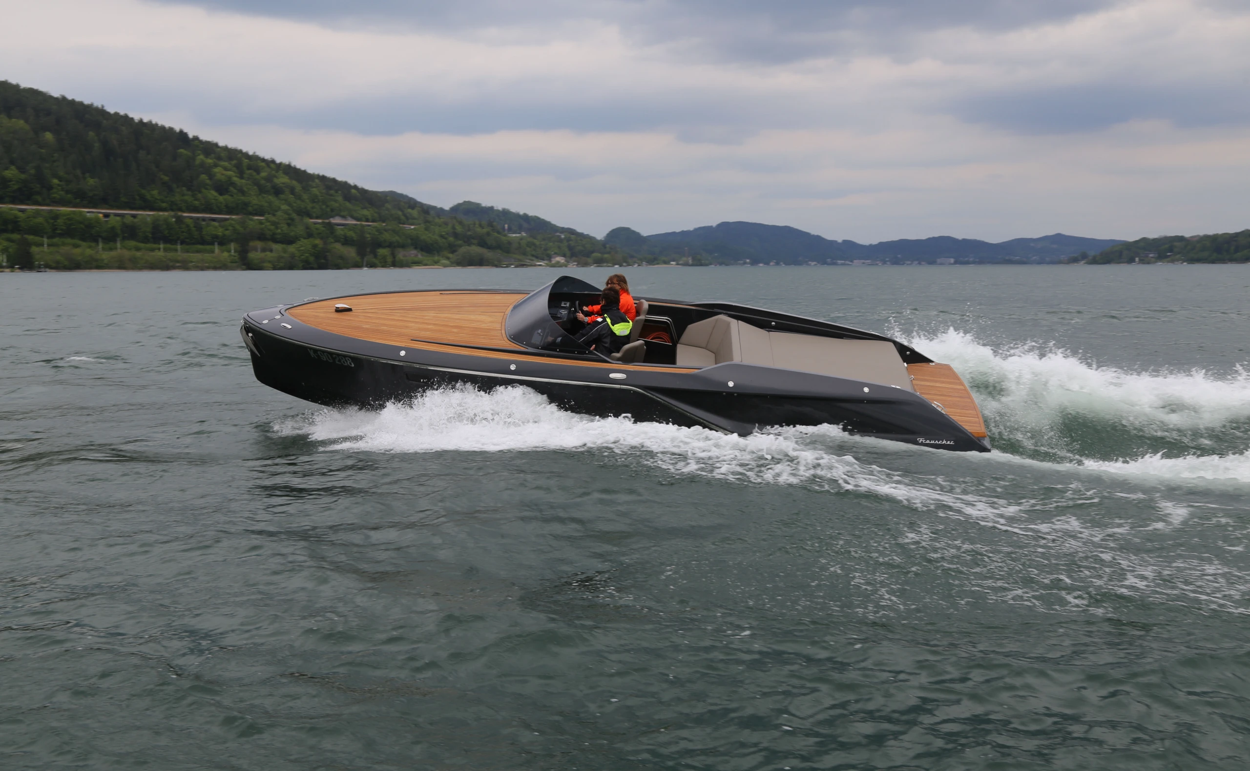 Frauscher Fantom electric