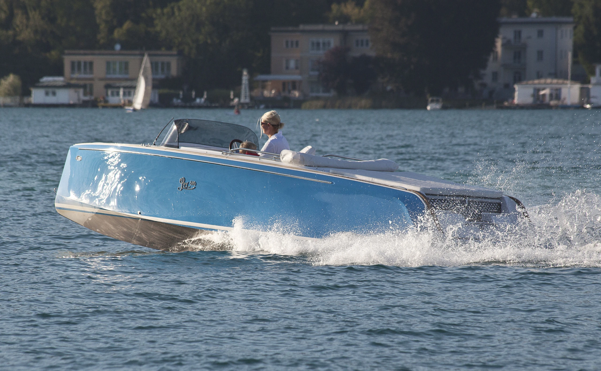 Elektroboot-Präsentation