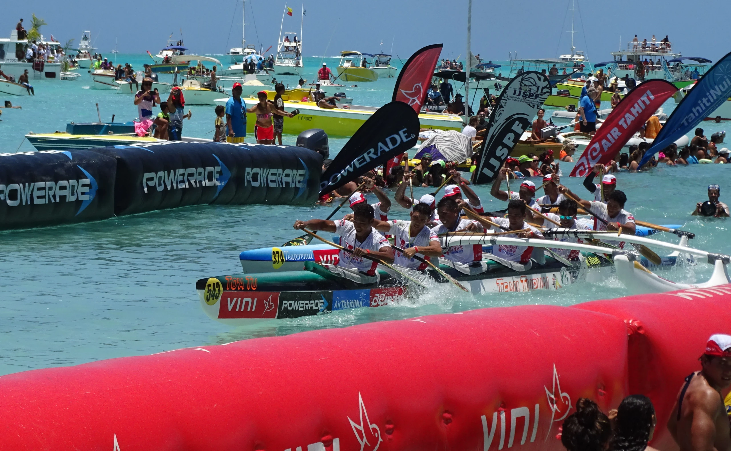 Könner auf dem Kanu