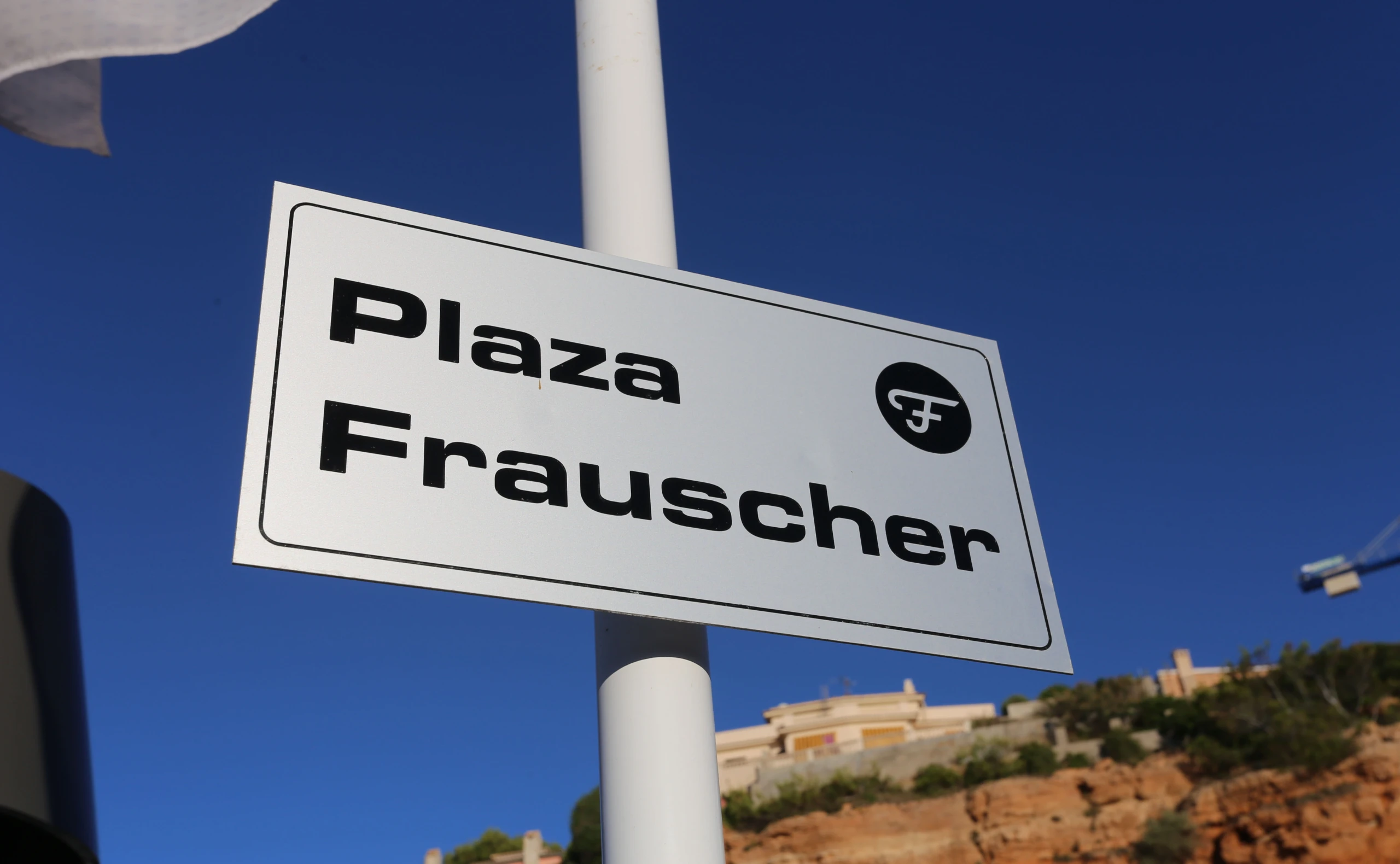 Unter ewig blauem Himmel