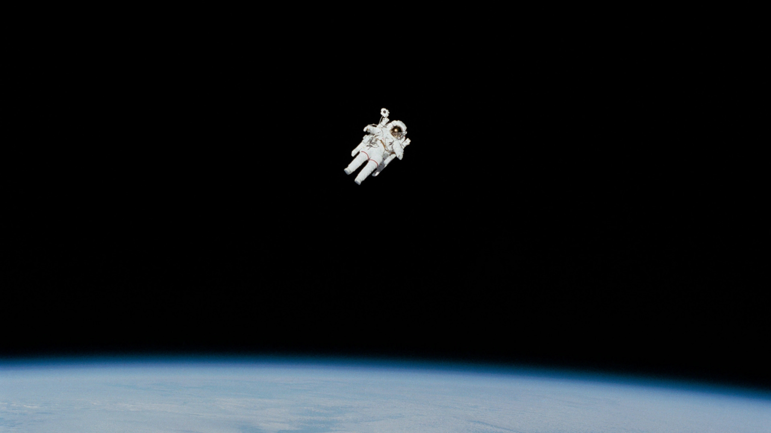 Wunden nähen und Zähne ziehen: Was Astronauten für Notfälle lernen