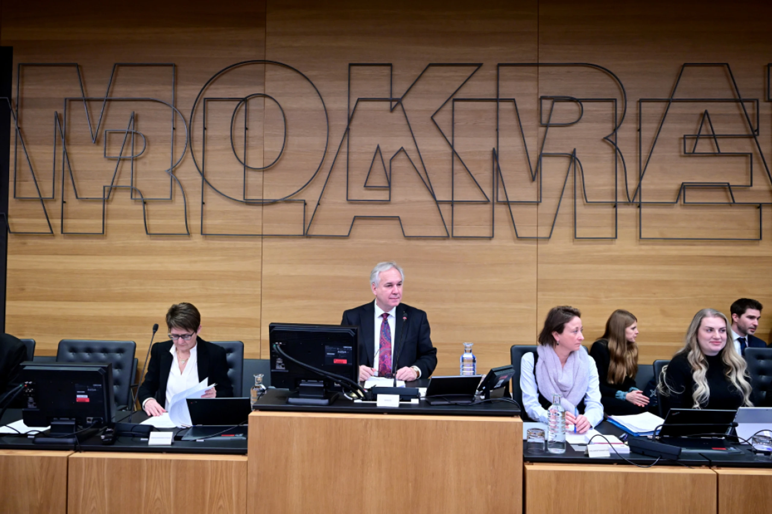 Der U-Ausschuss hat seine Arbeit im Parlament aufgenommen