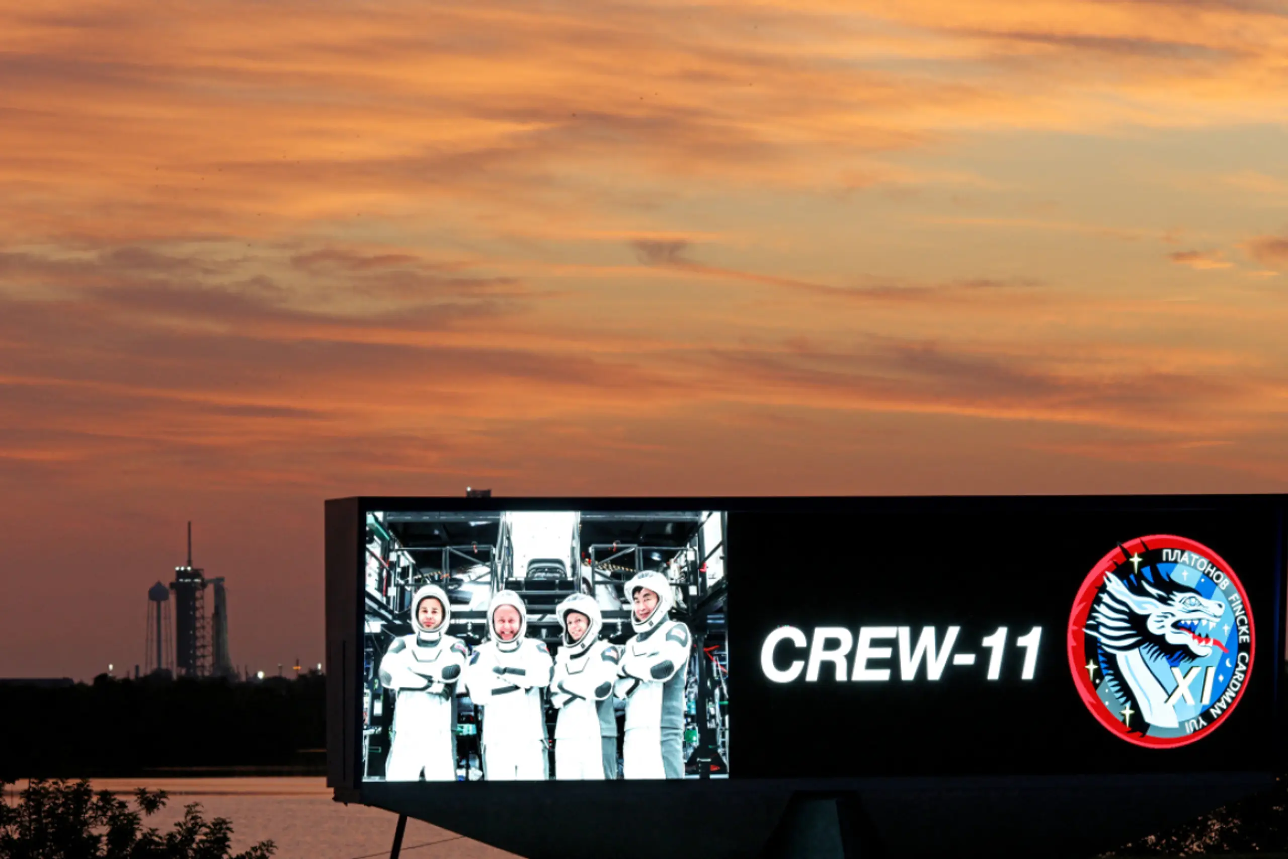 Die vierköpfige Crew kehrt auf die Erde zurück