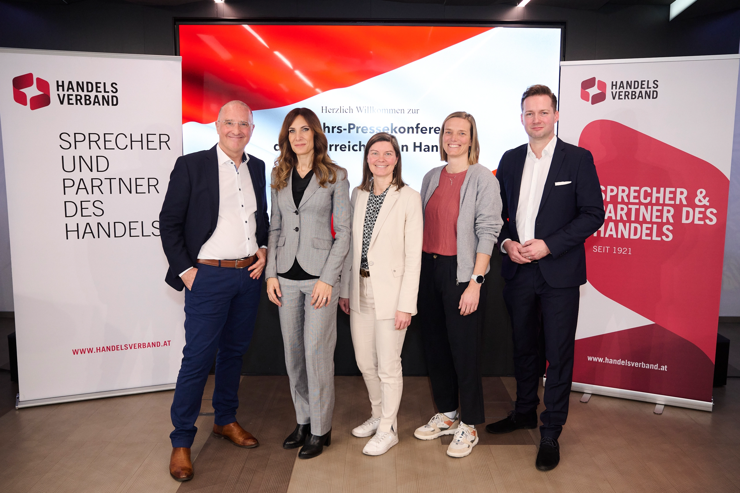 Handel zieht Bilanz: Neujahrs-Pressekonferenz 2026