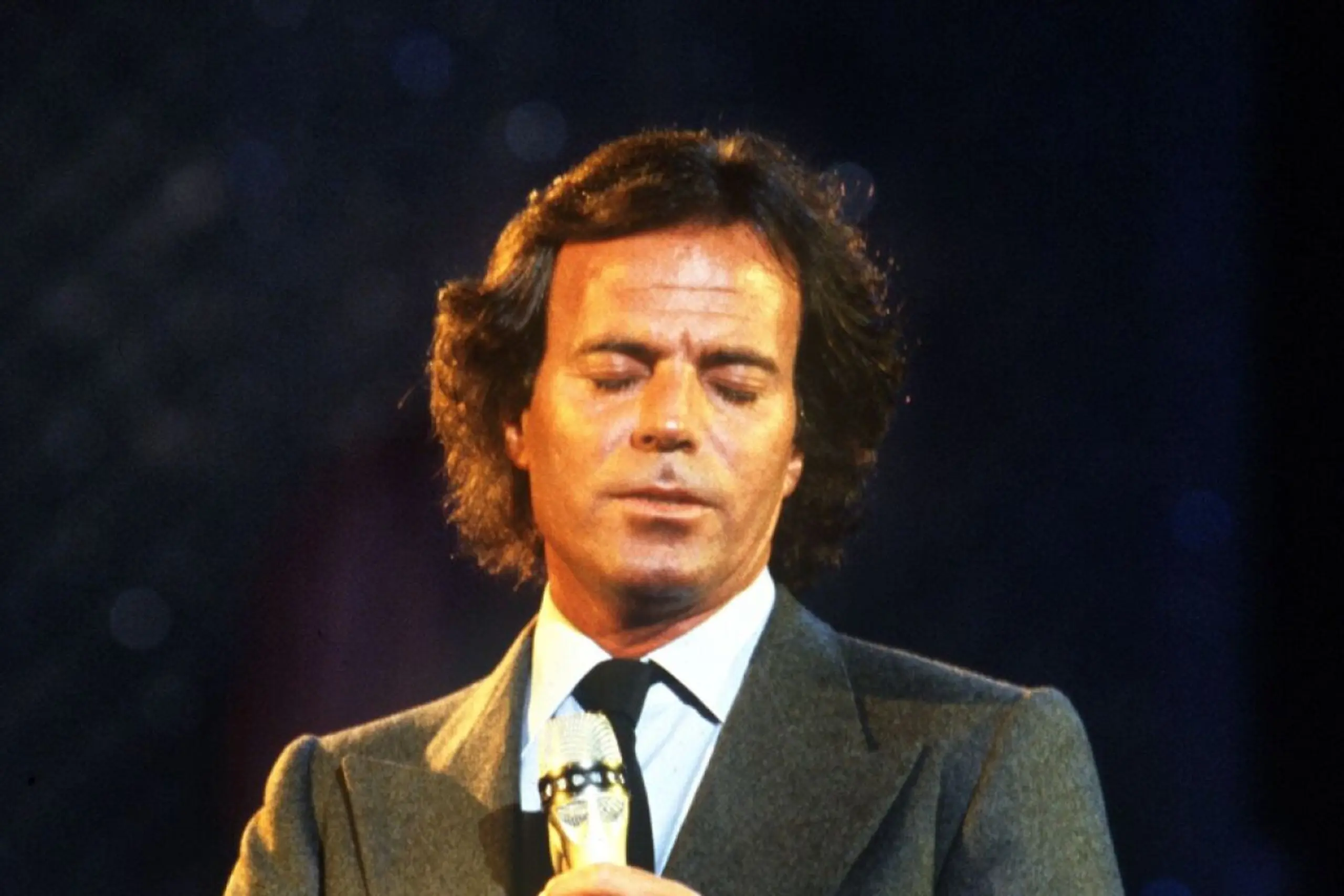 ++ ARCHIVBILD ++ Vorwürfe gegen Julio Iglesias