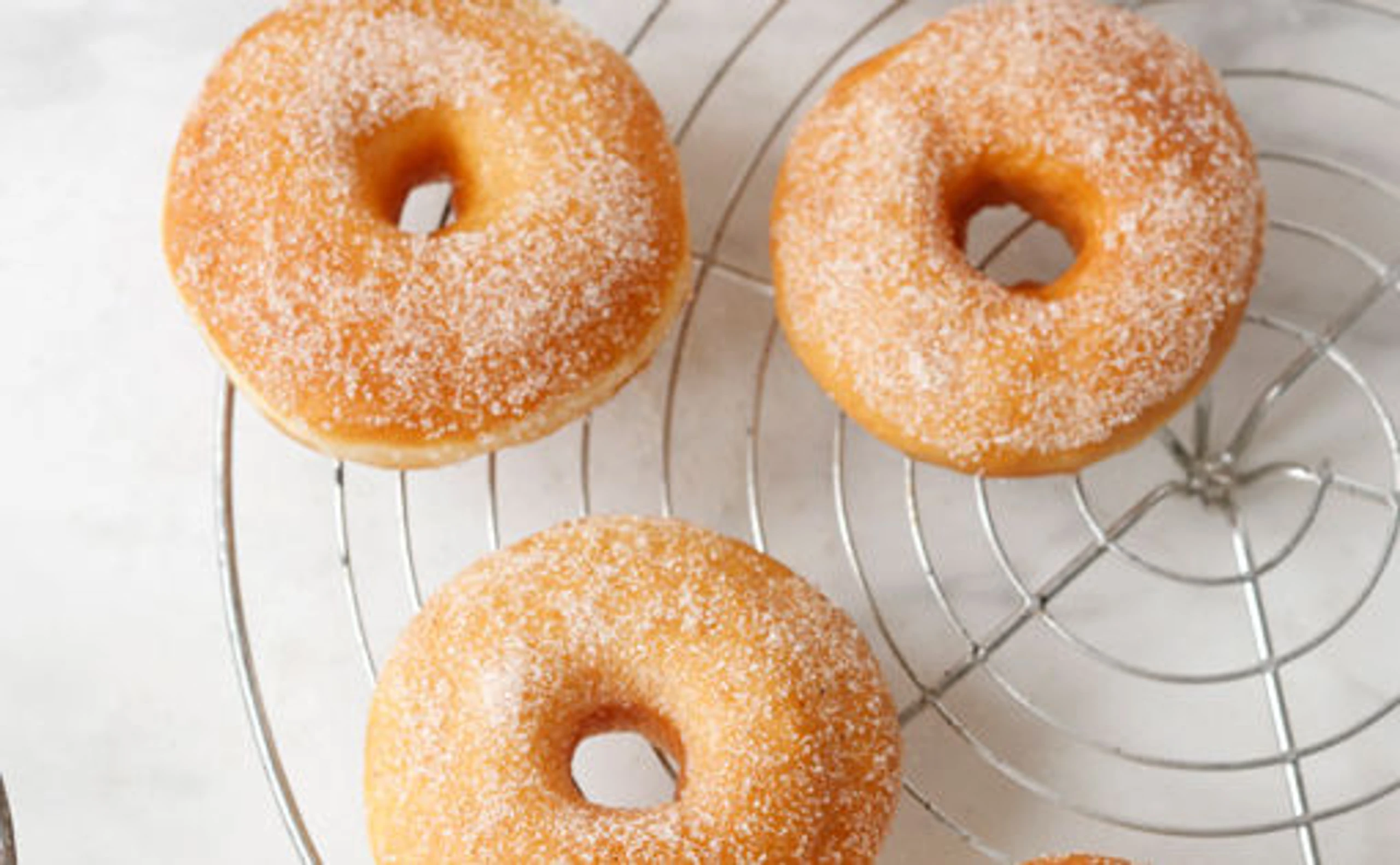 Donuts mit Zimtzucker