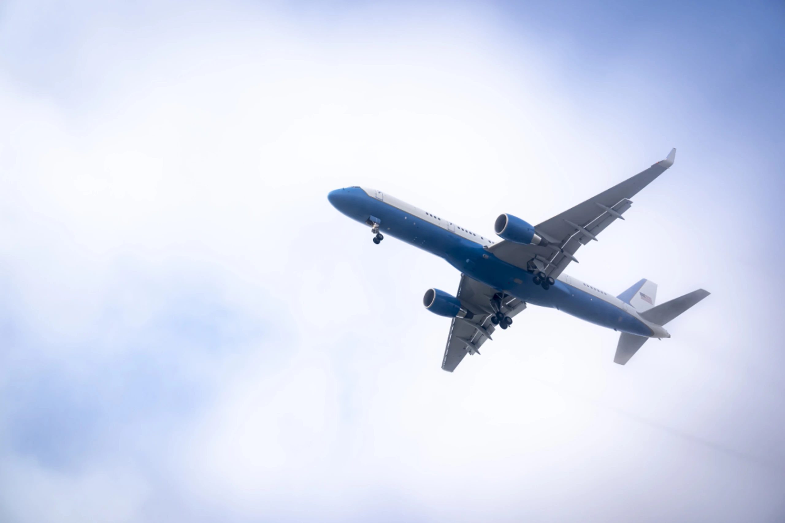 Air Force One wegen technischen Problems verspätet in der Schweiz