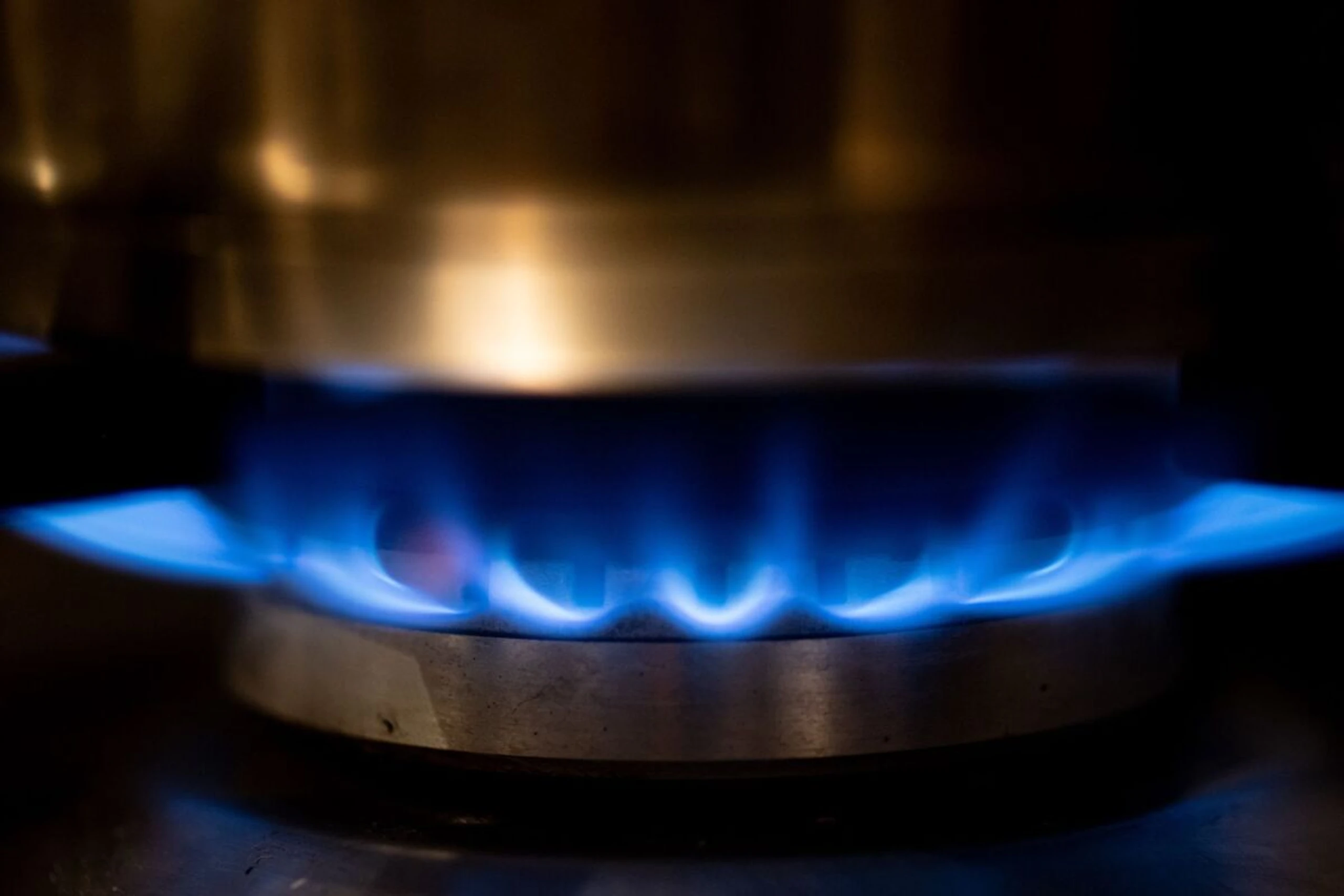 Kalte Witterung und geopolitische Risiken als Preistreiber