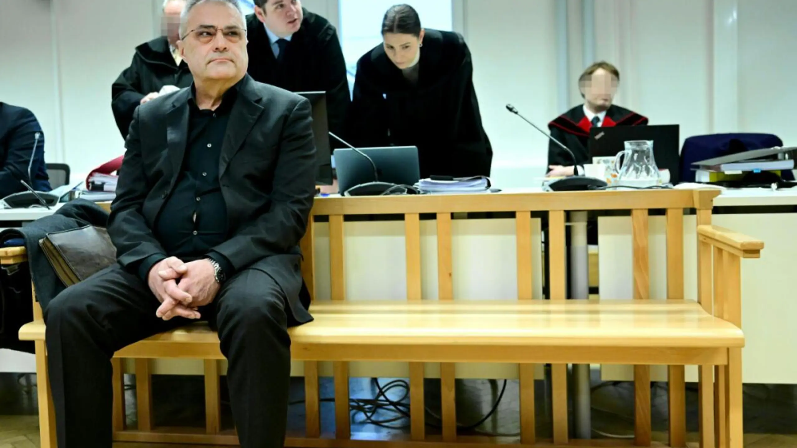 © APA/APA/ROLAND SCHLAGER/ROLAND SCHLAGER Ott im Wiener Landesgericht