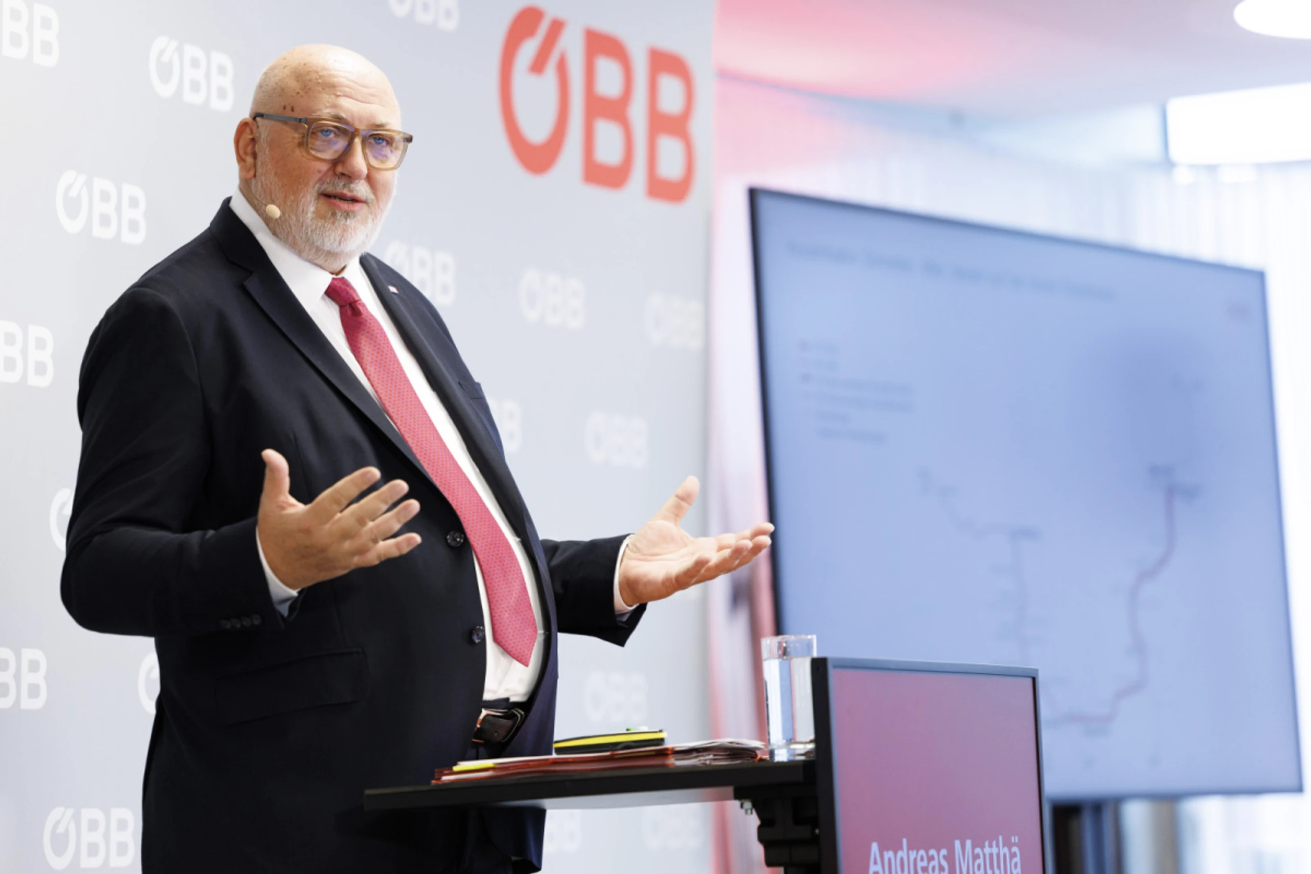 ÖBB-Chef Matthä bei Präsentation des aktuellen Fahrplans im Herbst