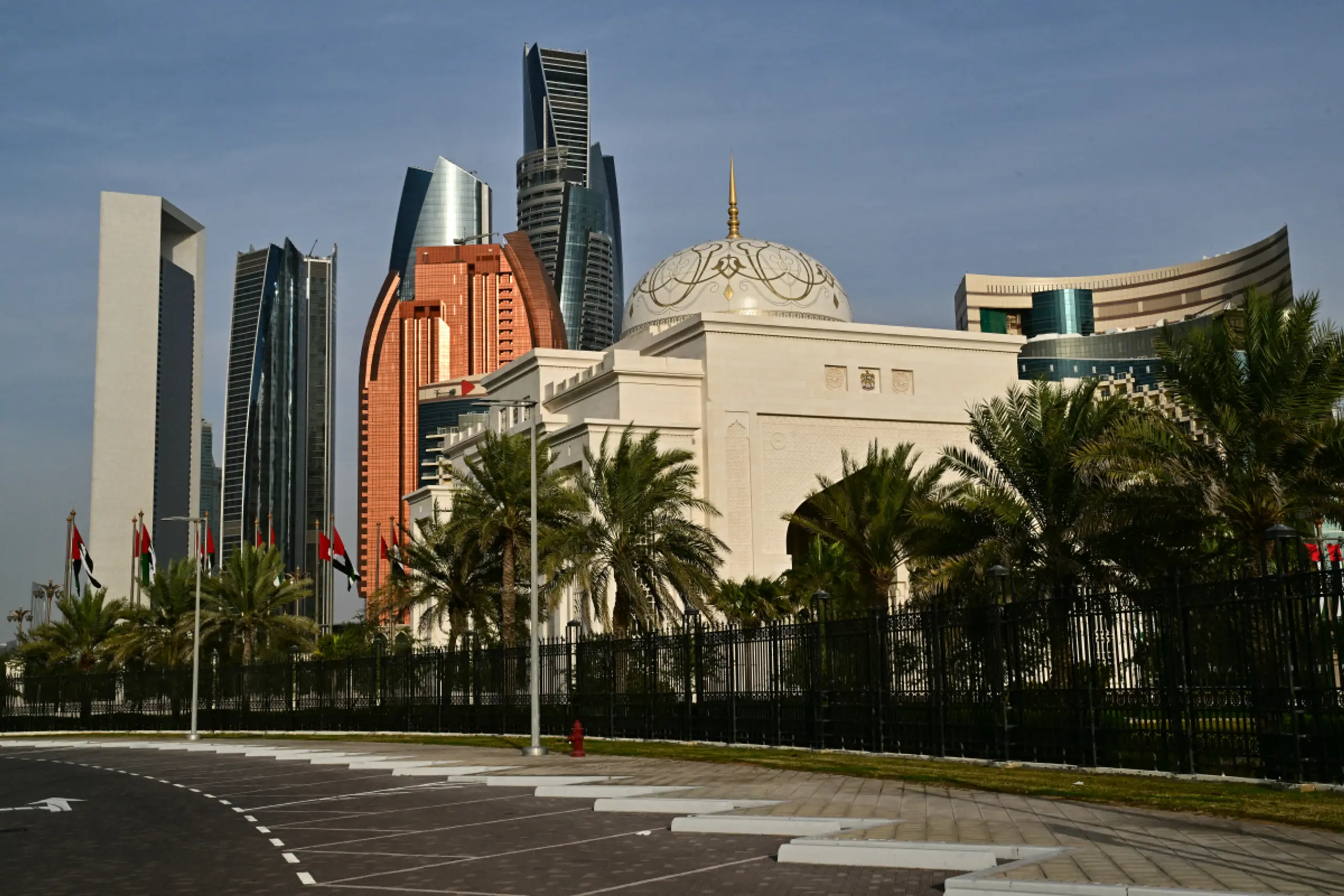 Gespräche in Abu Dhabi