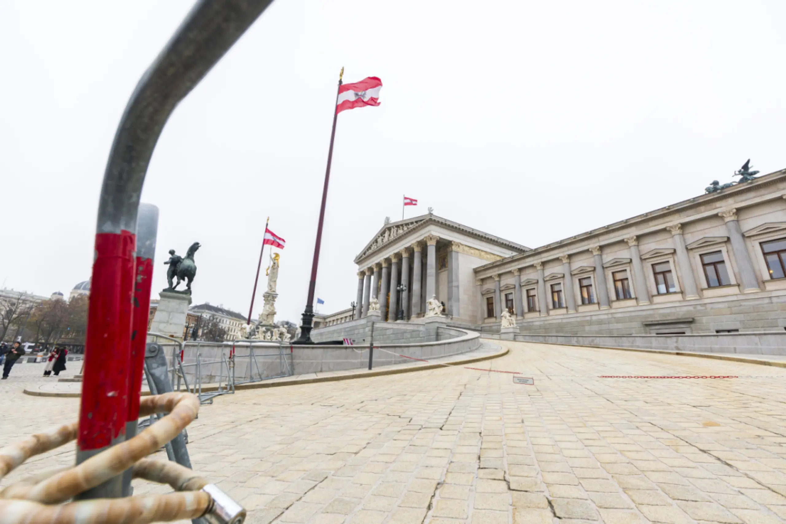 NEOS-Mandatare trafen sich im Parlament